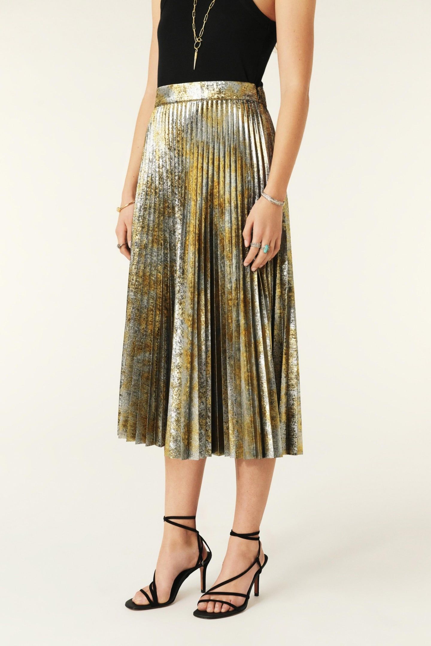 MID-LENGTH SKIRT GOLD 1