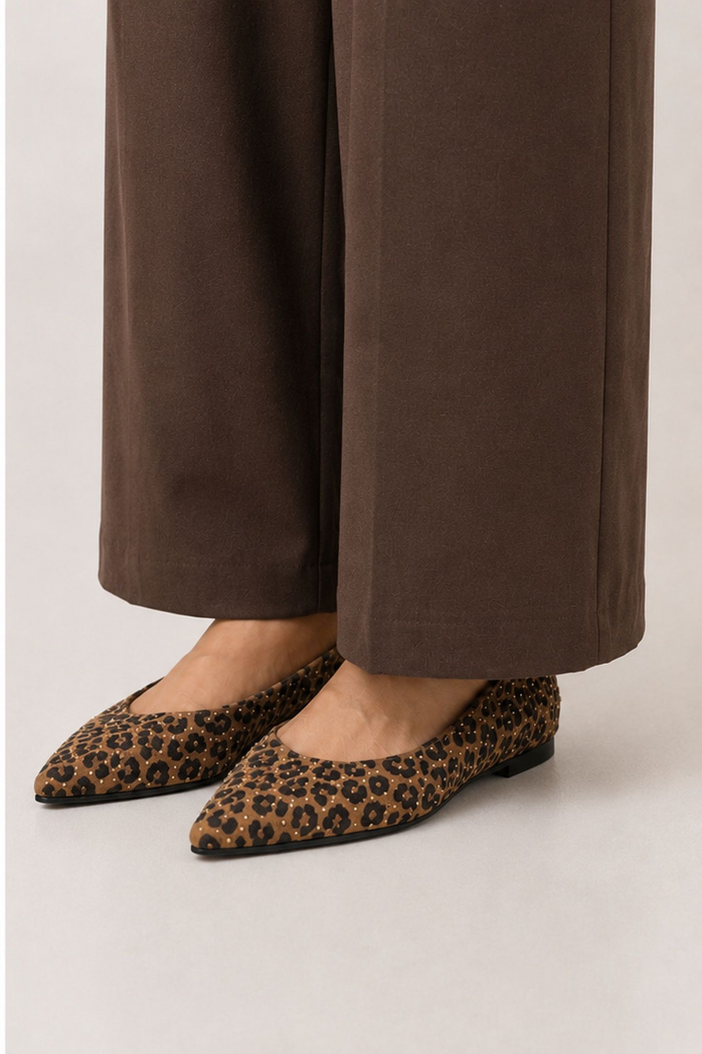 PORTO STUDS LEOPARD COGNAC / BLACK 2