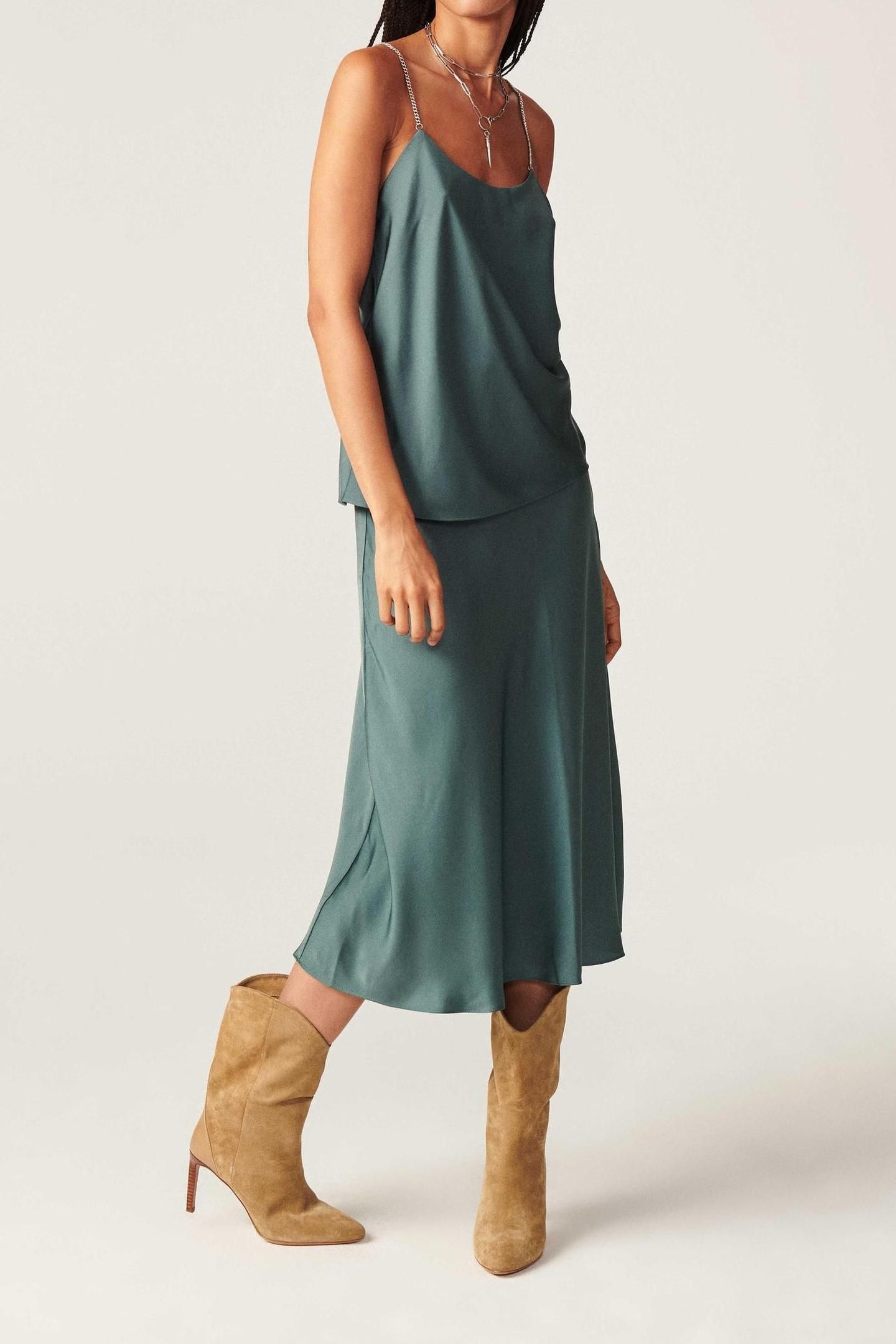 SLEEVELESS TOP KAKI 1