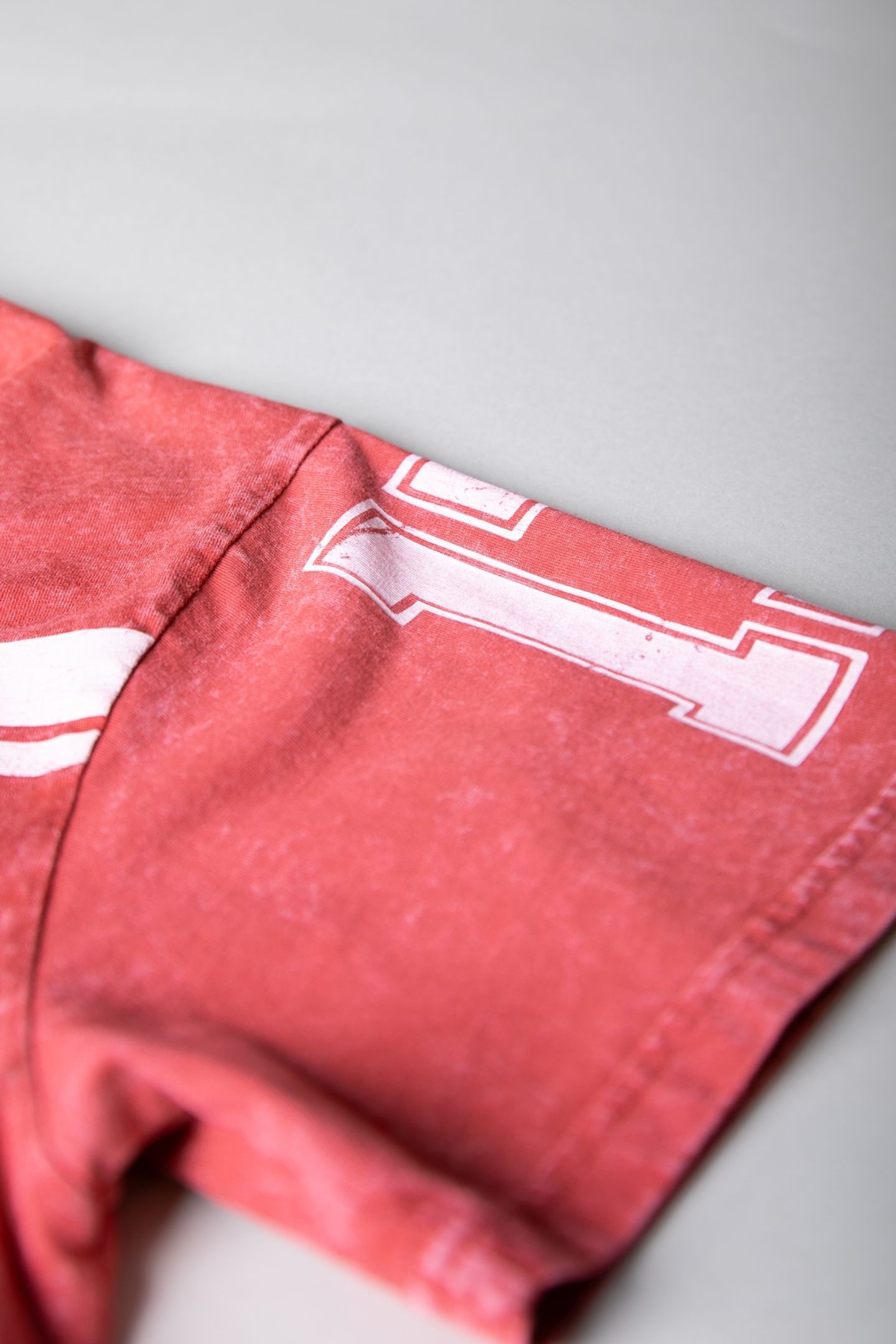 LOGO BLOCK ACID WASH LOOSEFIT TEE RACING RED 5