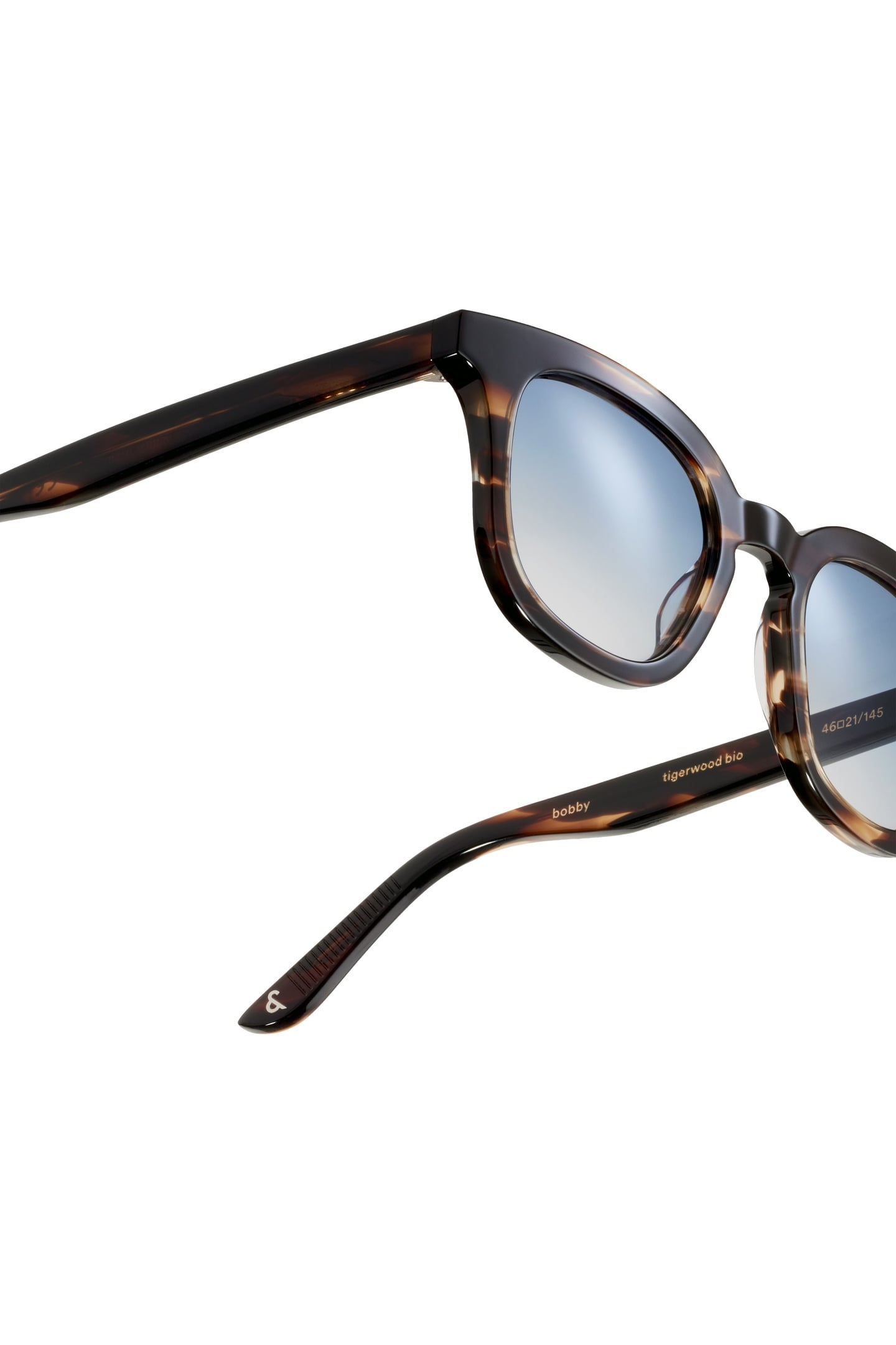 BOBBY-TIGERWOOD-BLUE-GRADIENT-SUN 8