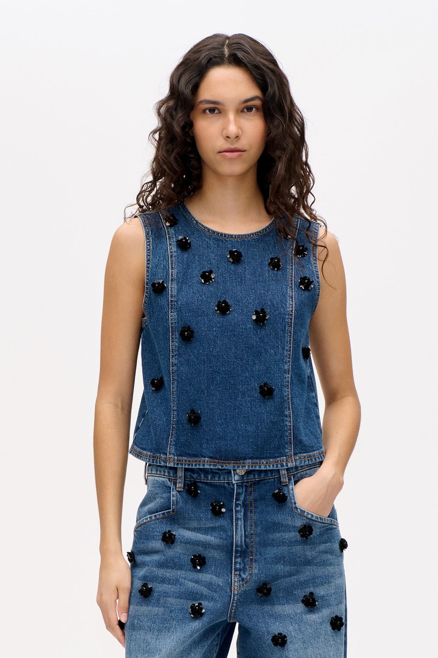 MADINE BLOUSE DENIM SEQUINCE FLOWER 1