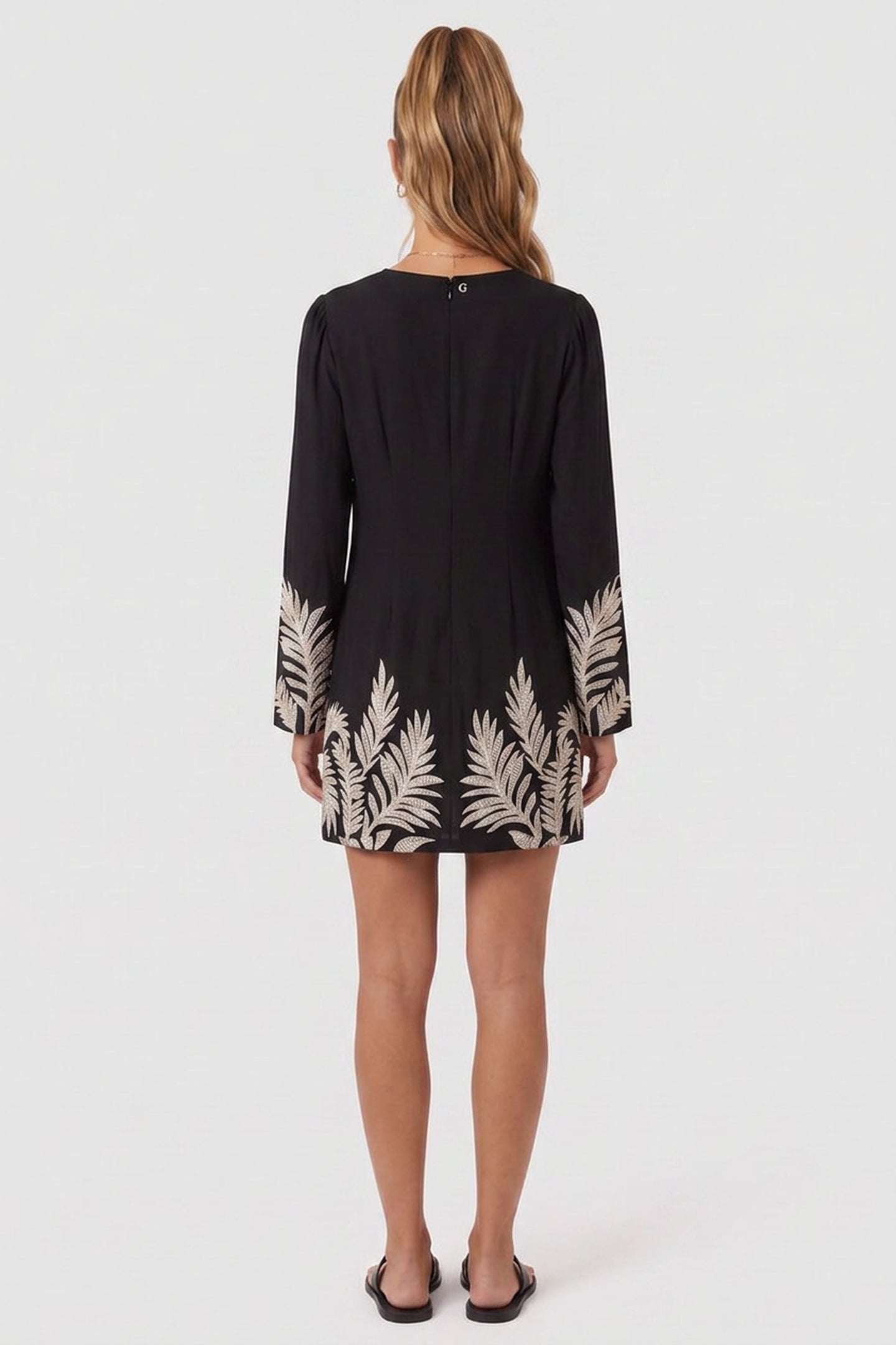 LS ANGELE PLACED MIN JET BLACK A996 2