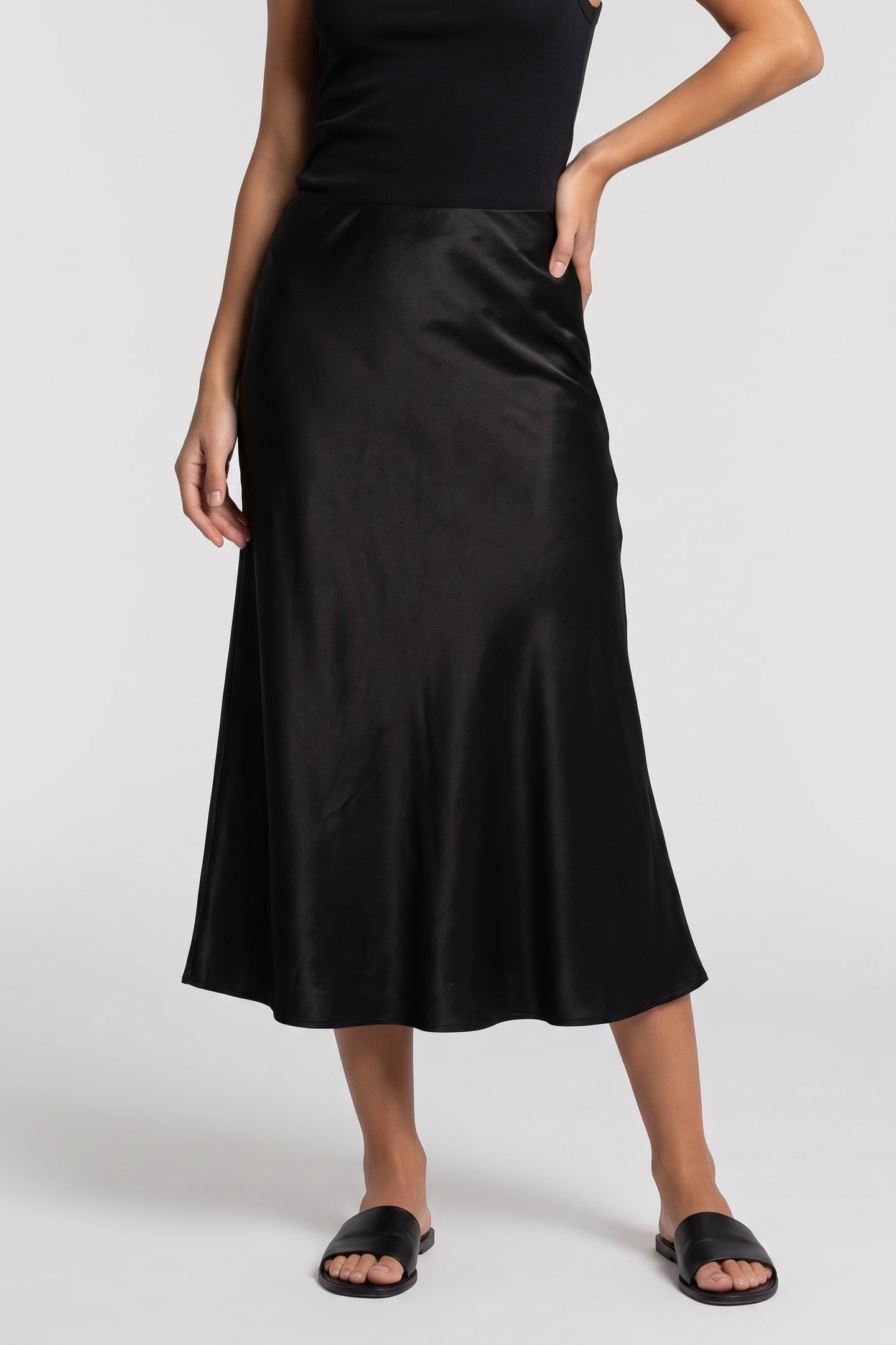 ES ALFRIDA SLIP SKIRT BLACK 1