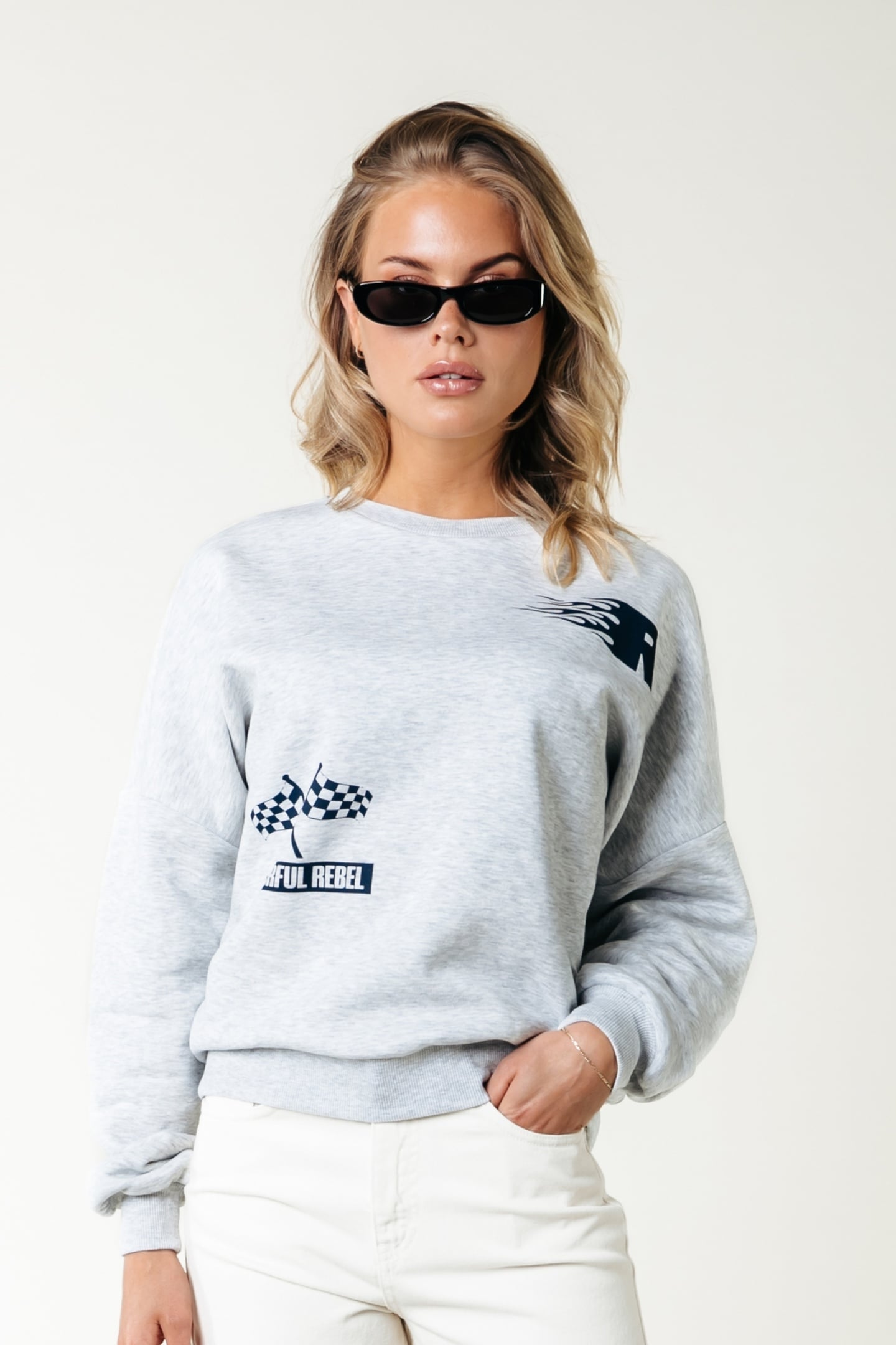 RACER LOGO DROPPED SHOULDER SWEAT LIGHT GREY 1