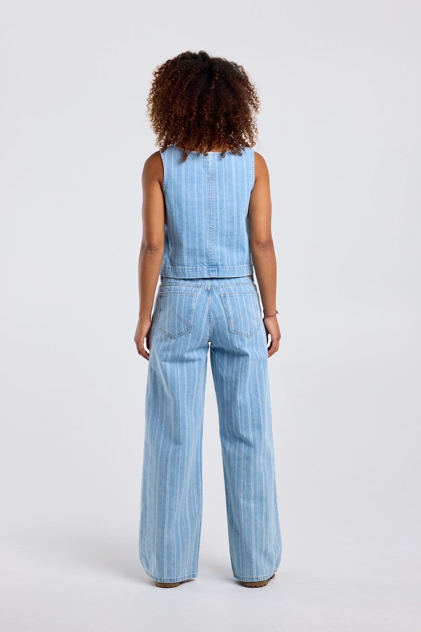 OLYMPIA WASHED BLUE 2
