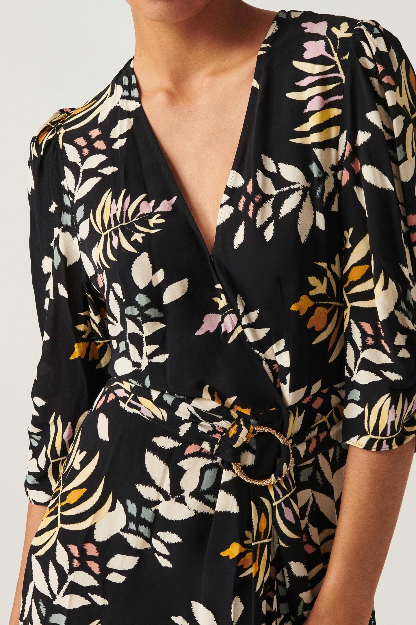 MID-LENGTH DRESS BLACK 3