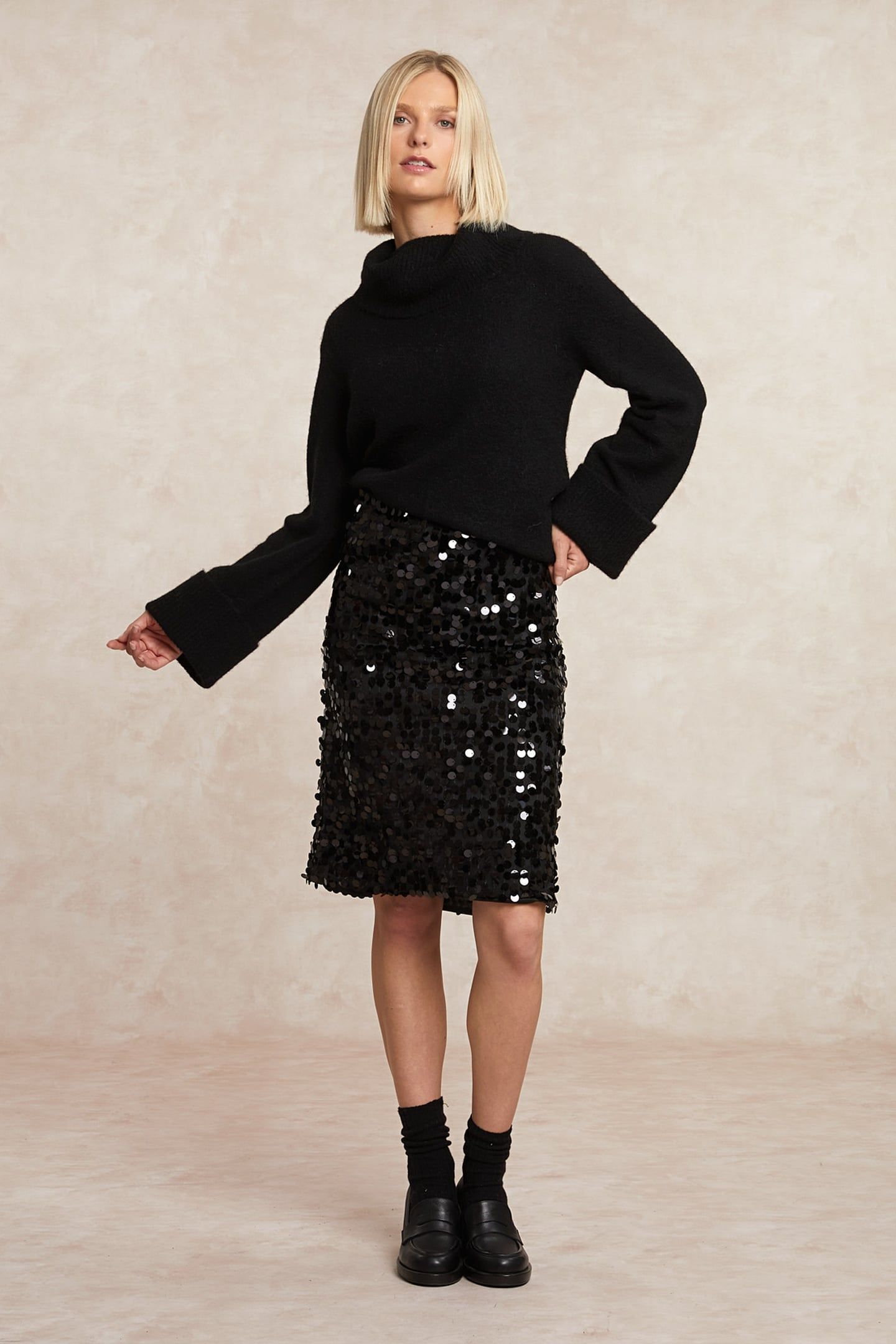 STRAIGHT SEQUIN MIDI SKIRT BLACK 1