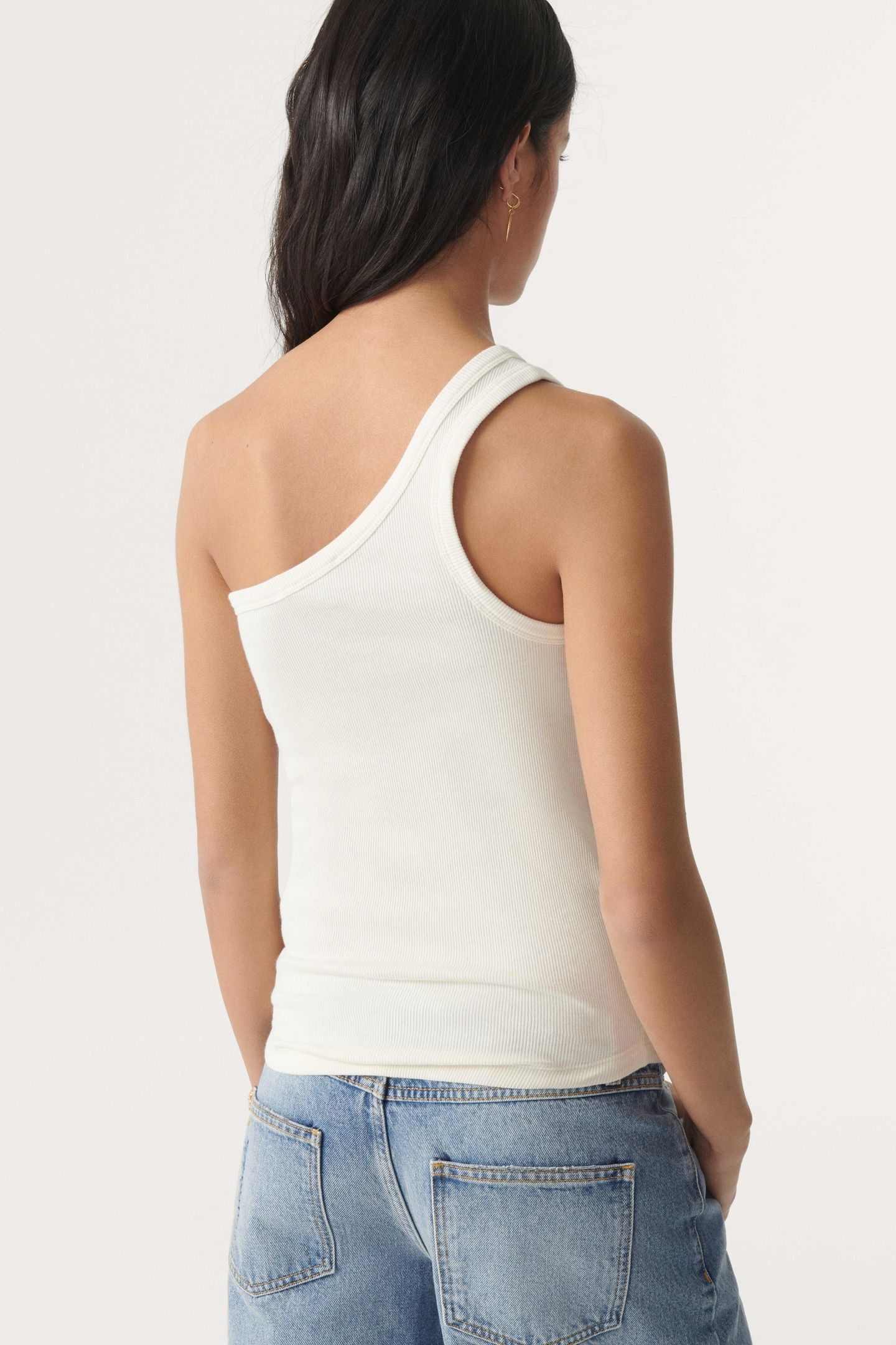 SLEEVELESS TEE ECRU 2