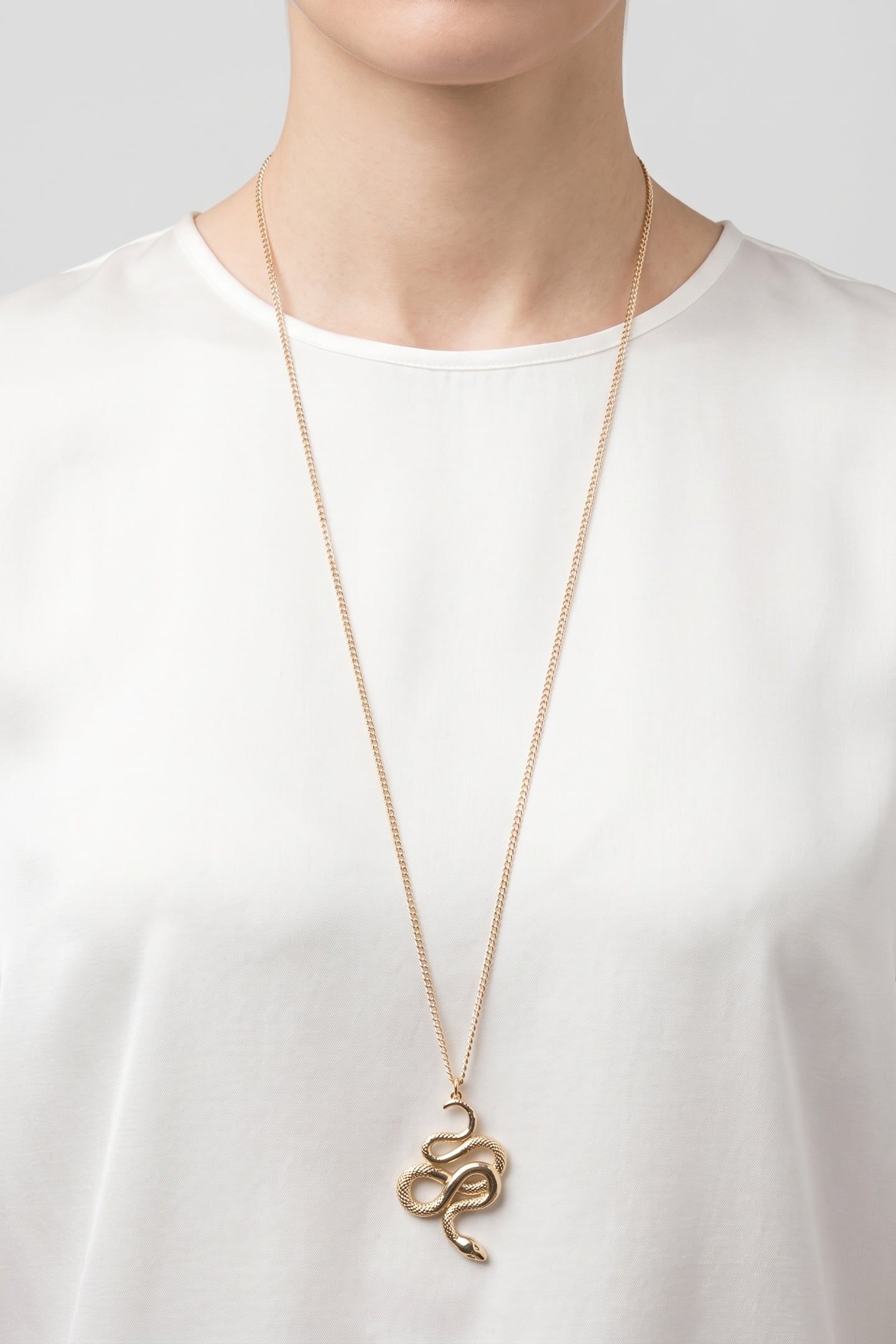 P YOKO LONG NECKLACE GOLD 1