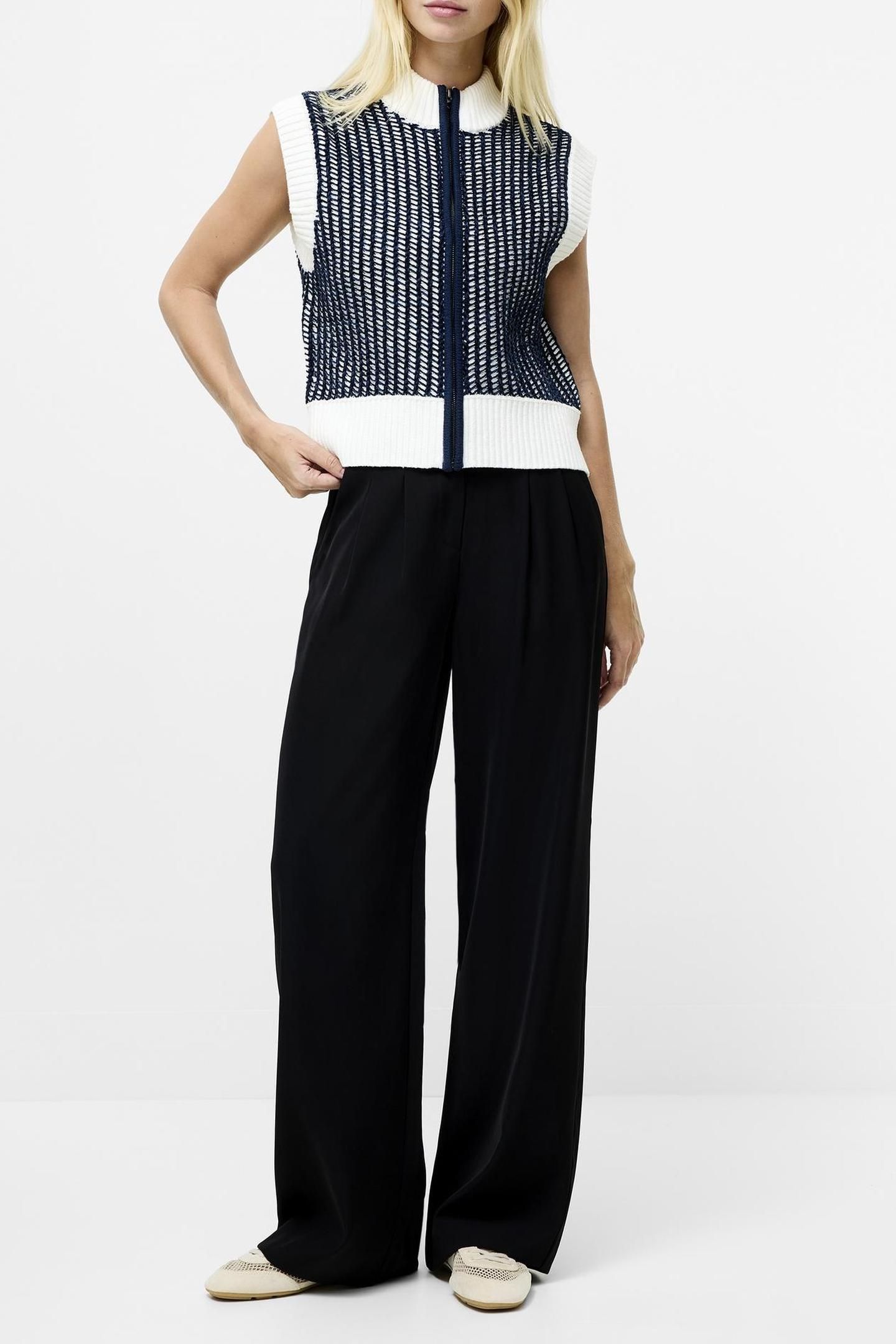 KLARA SLVLSS JUMPER NAVY WINTER WHITE 2