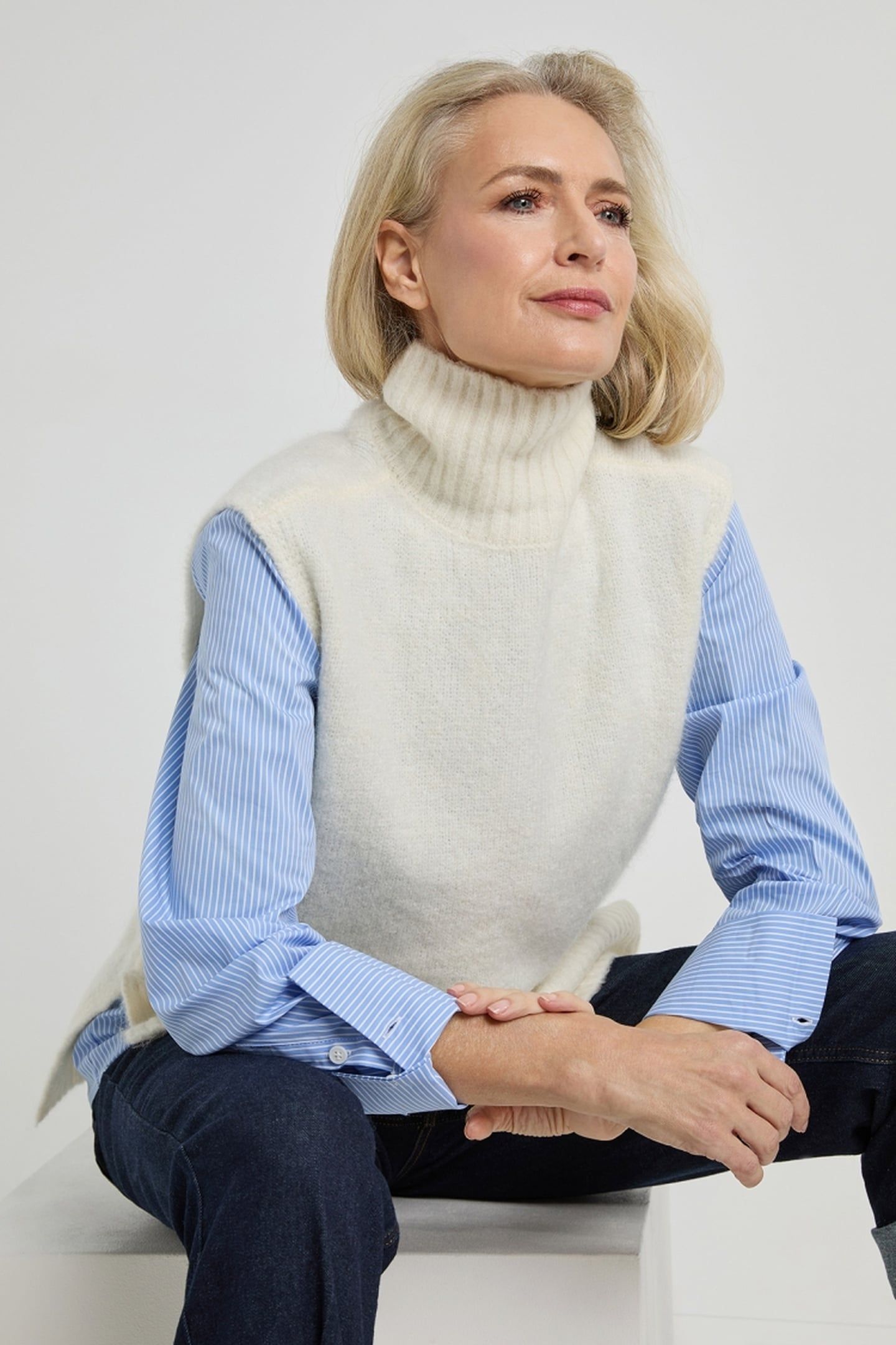 ALEXANDRA SWEATER OFF WHITE 3