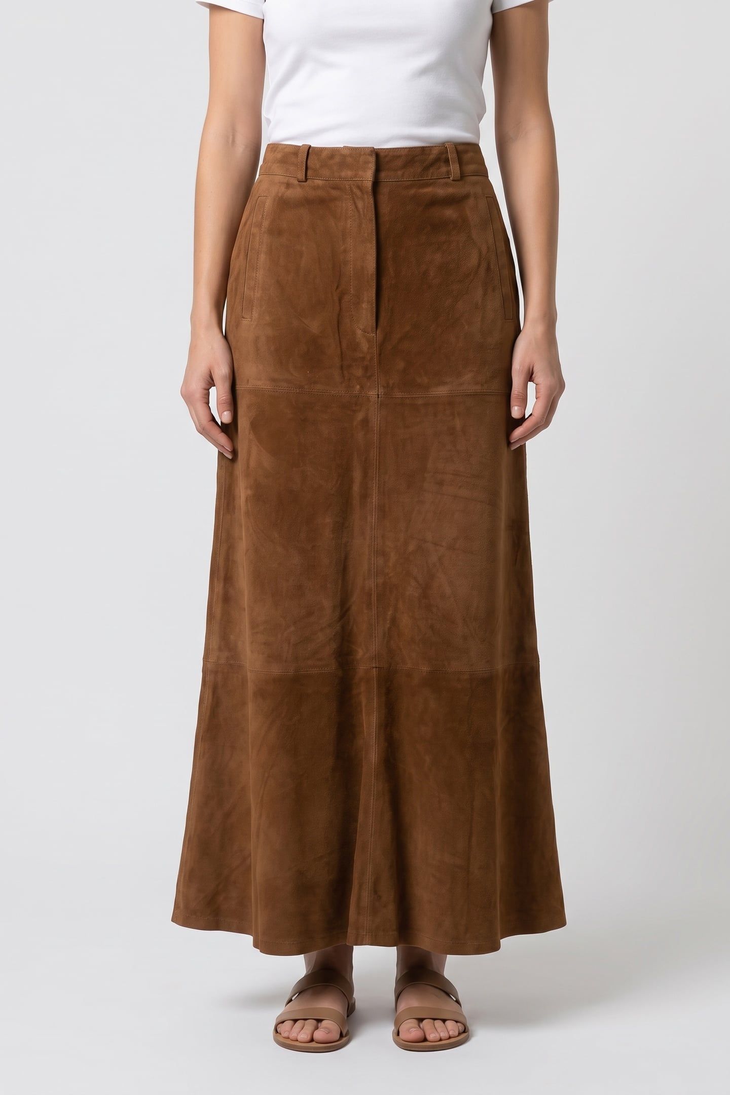 X CLOVER SUEDE SKIRT BEIGE 1