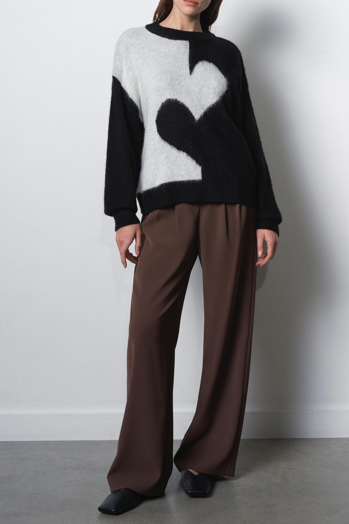HADLEE JESSIKA HIGH NK JUMPER BLACK WINTER WHITE 1