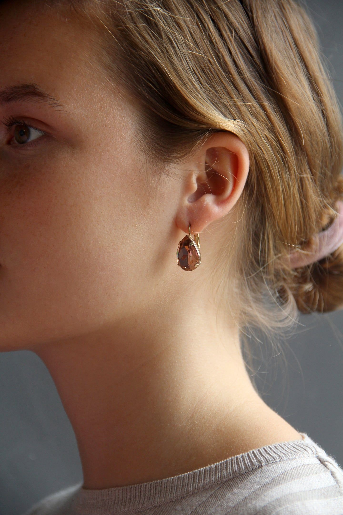 LACRIMA EARHANGERS SMOKED TOPAZ BROWN 4