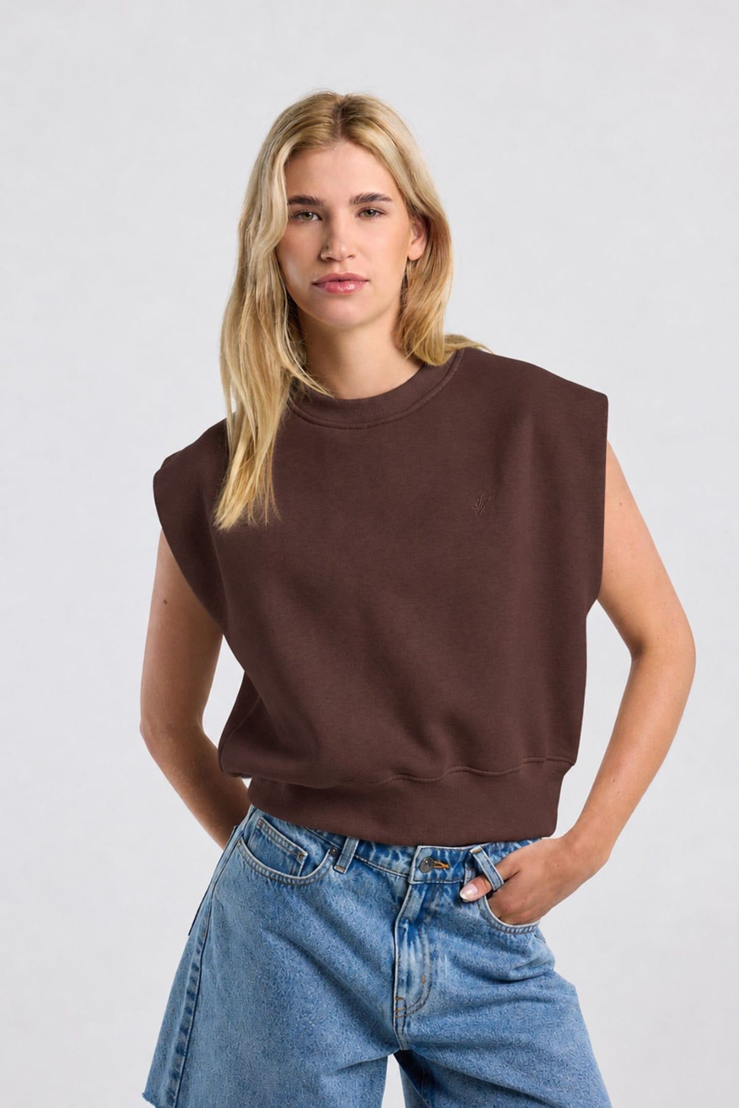 SARESA DARK BROWN 1