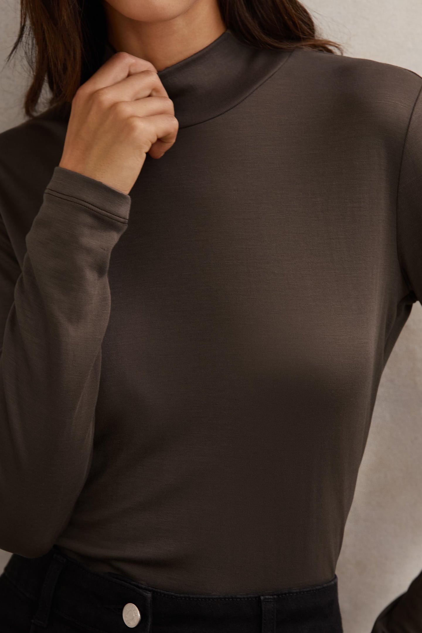 FUNNEL NECK TOP KHAKI GREEN 5