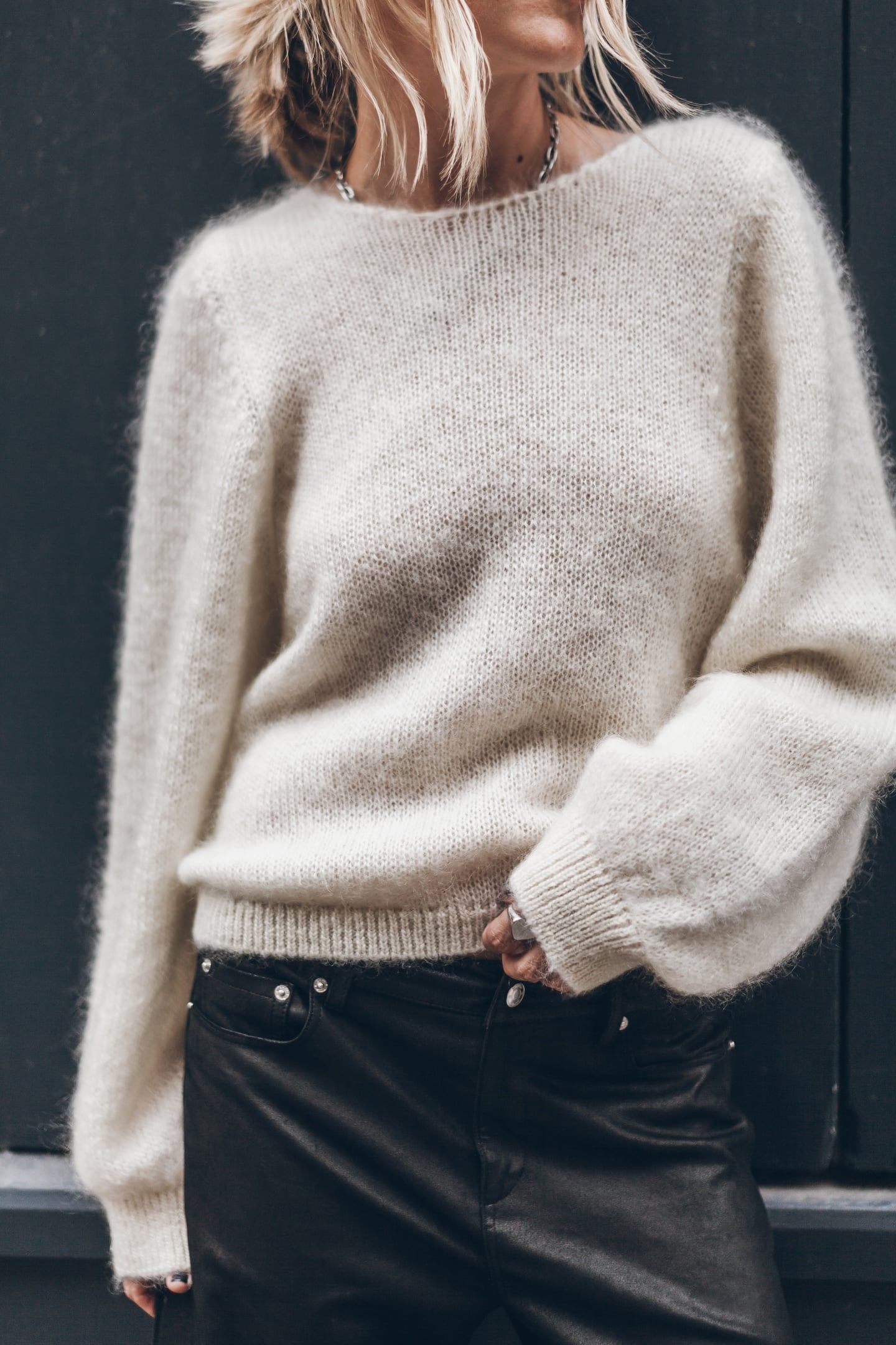THE LIGHT LOW BACK KNOTTED KNIT SWEATER MIKUTA ECRU 1