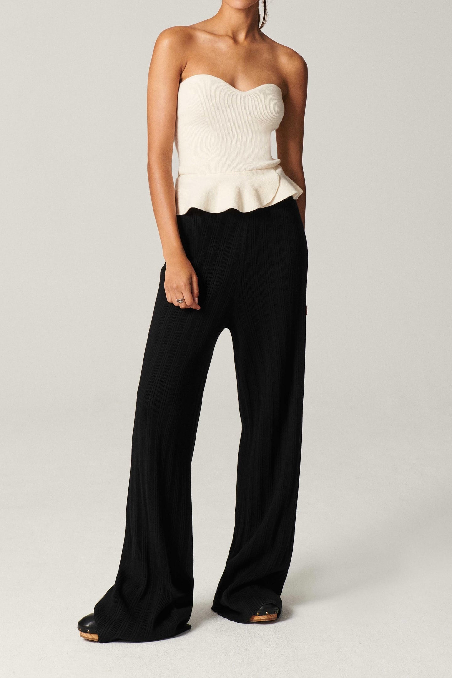 FLARE TROUSERS BLACK 3