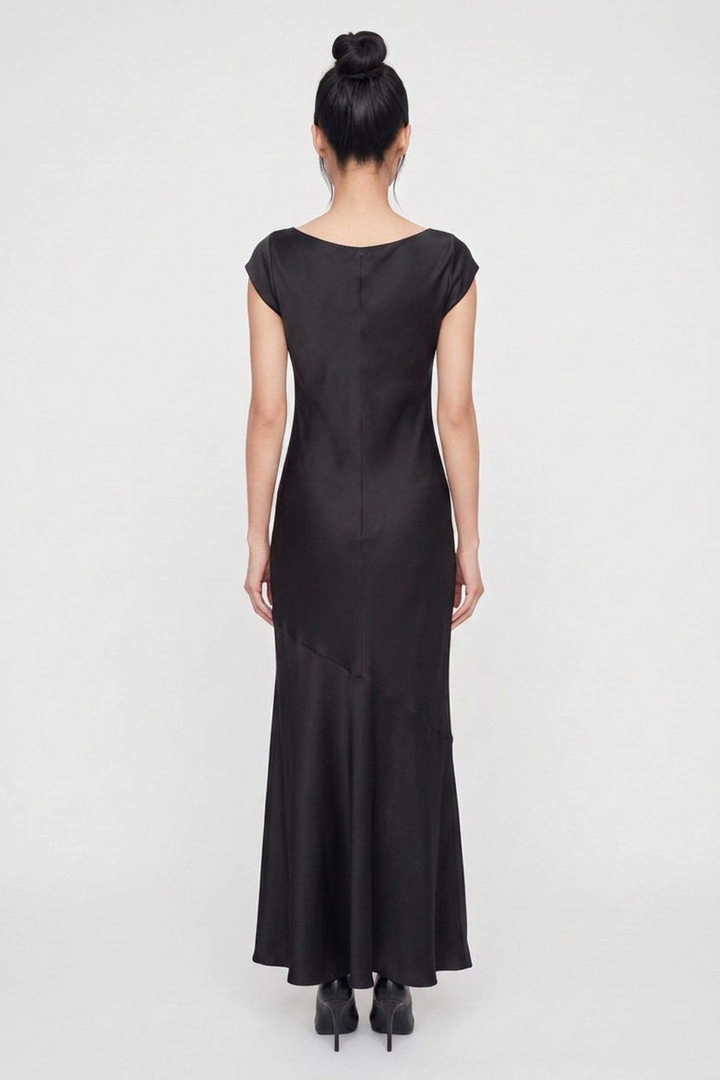 SS SILVANA LONG DRES JET BLACK A996 2