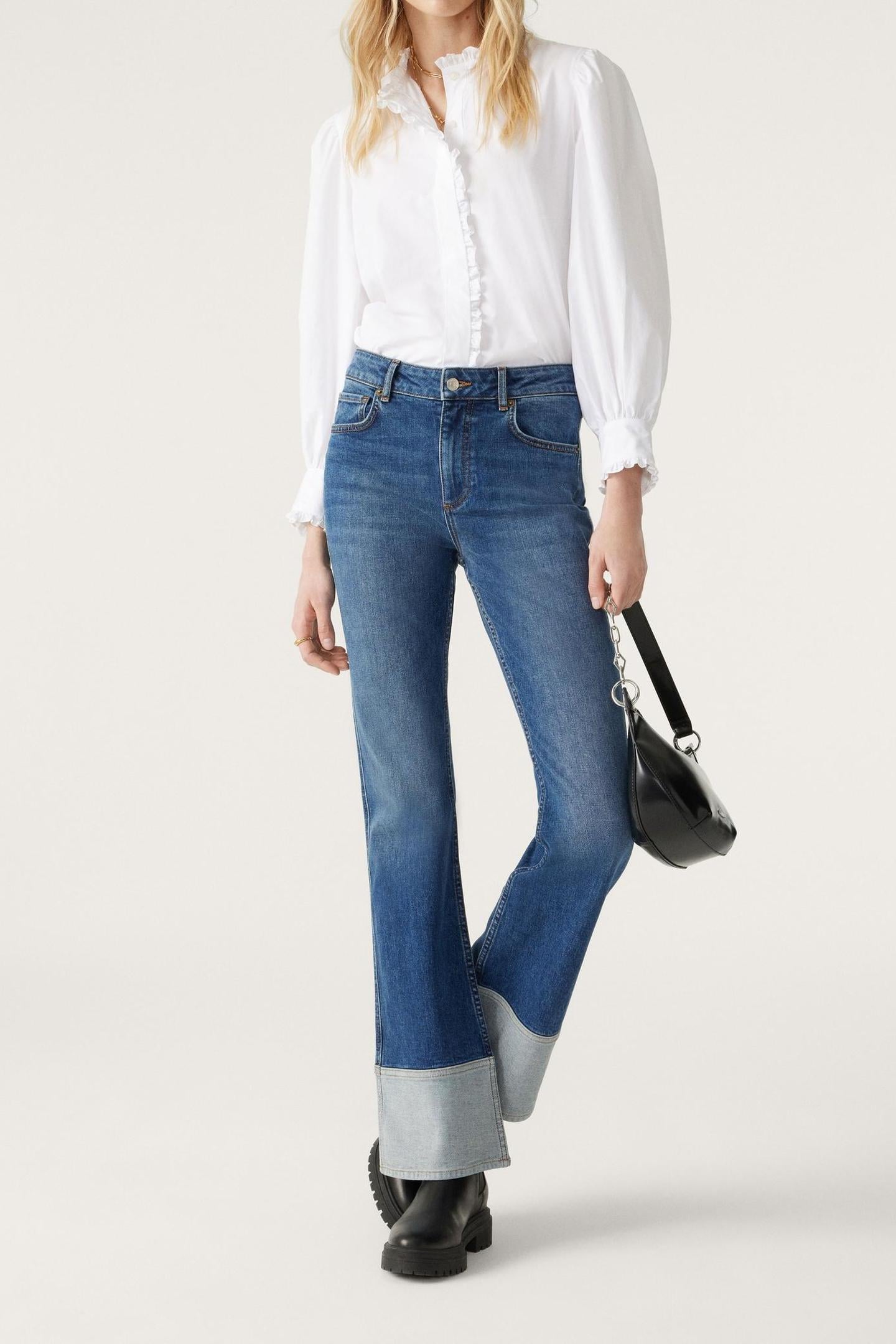 FLARE BLUE 4