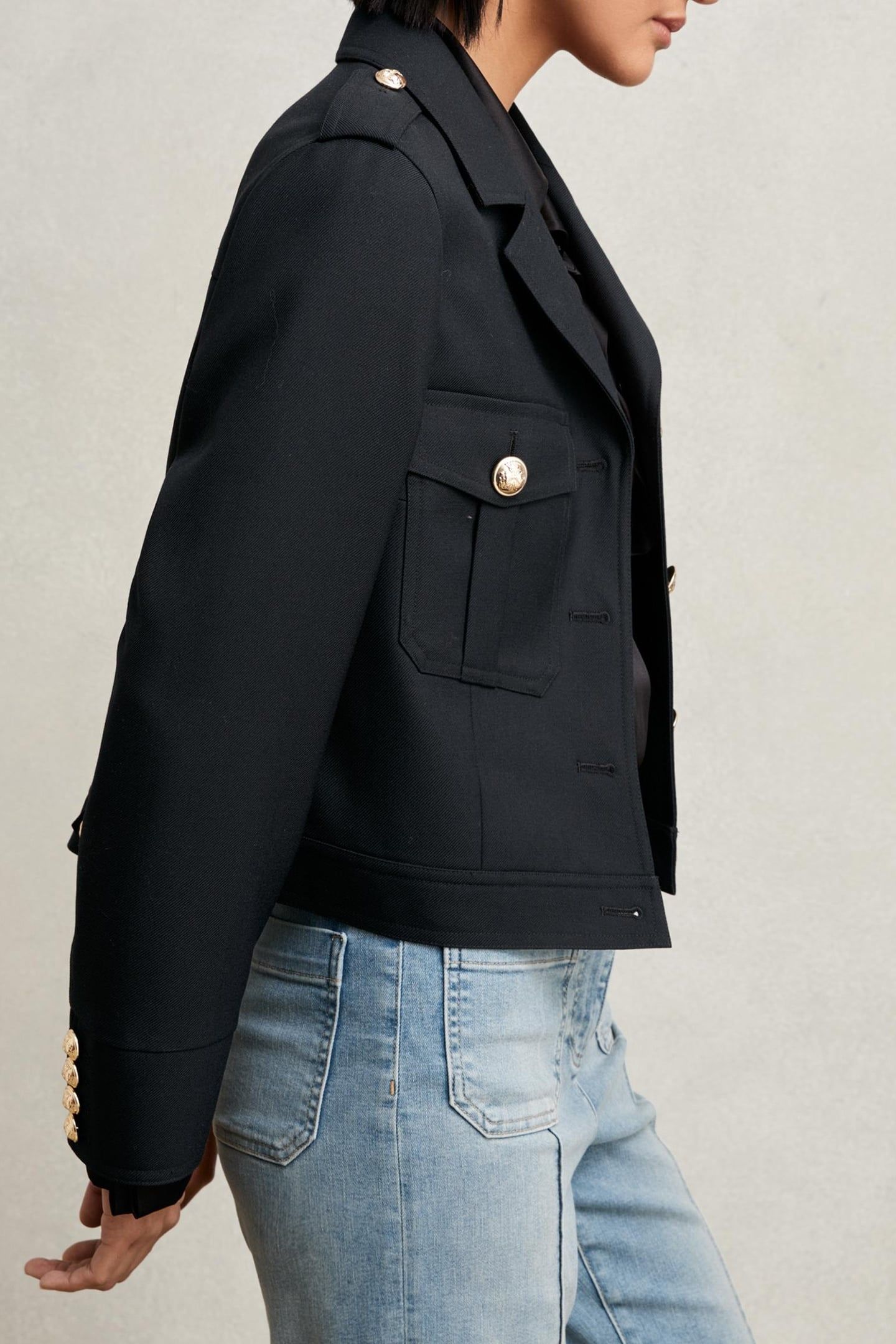 CROPPED JACKET BLACK 3