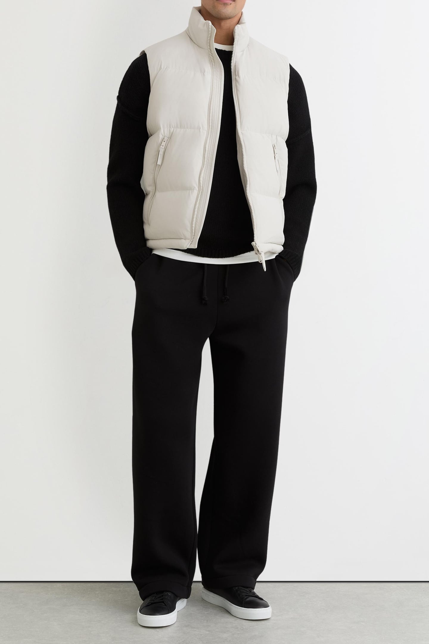 QUILTED ZIP THROUGH PUFFER GILET LIGHT STONE 1