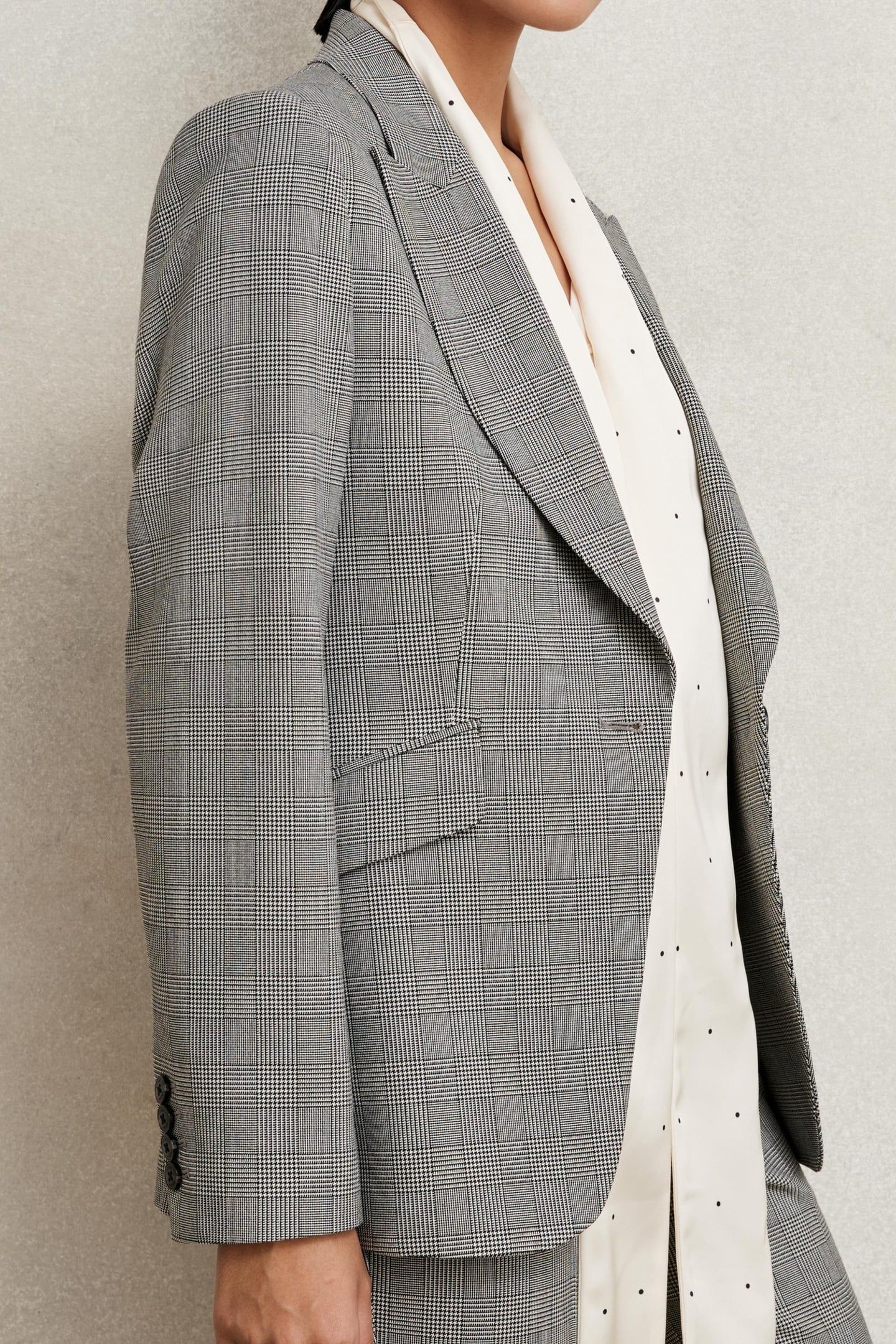 SB CHECK BLAZER GREY 6