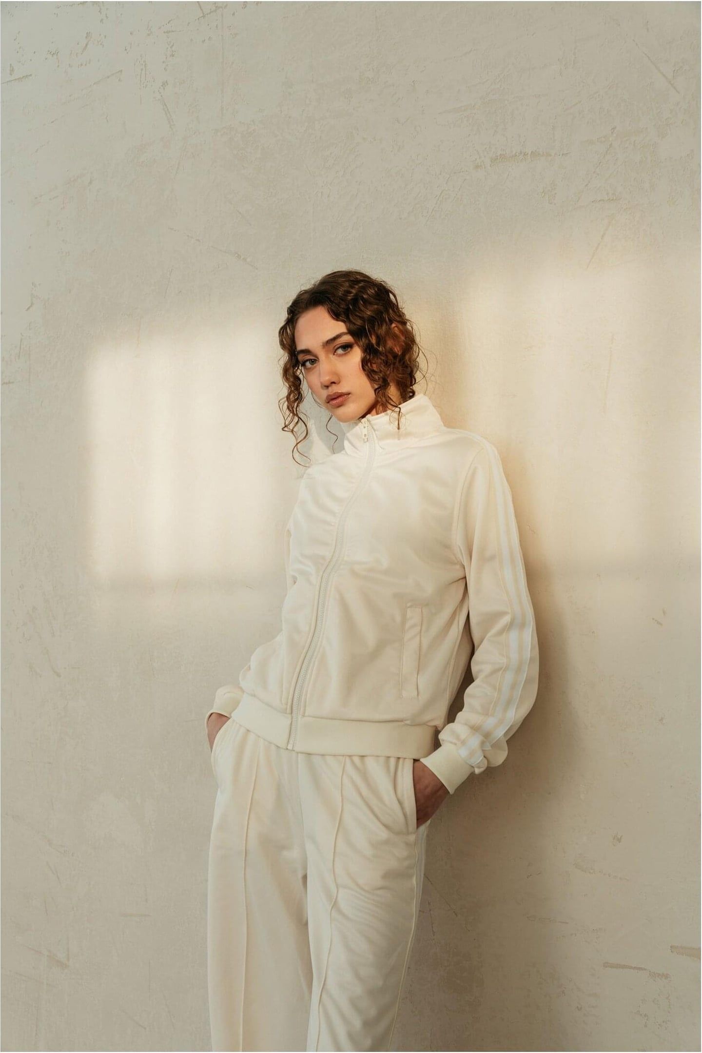 LADIES RETRO TRACK JACKET WHITESAND 8