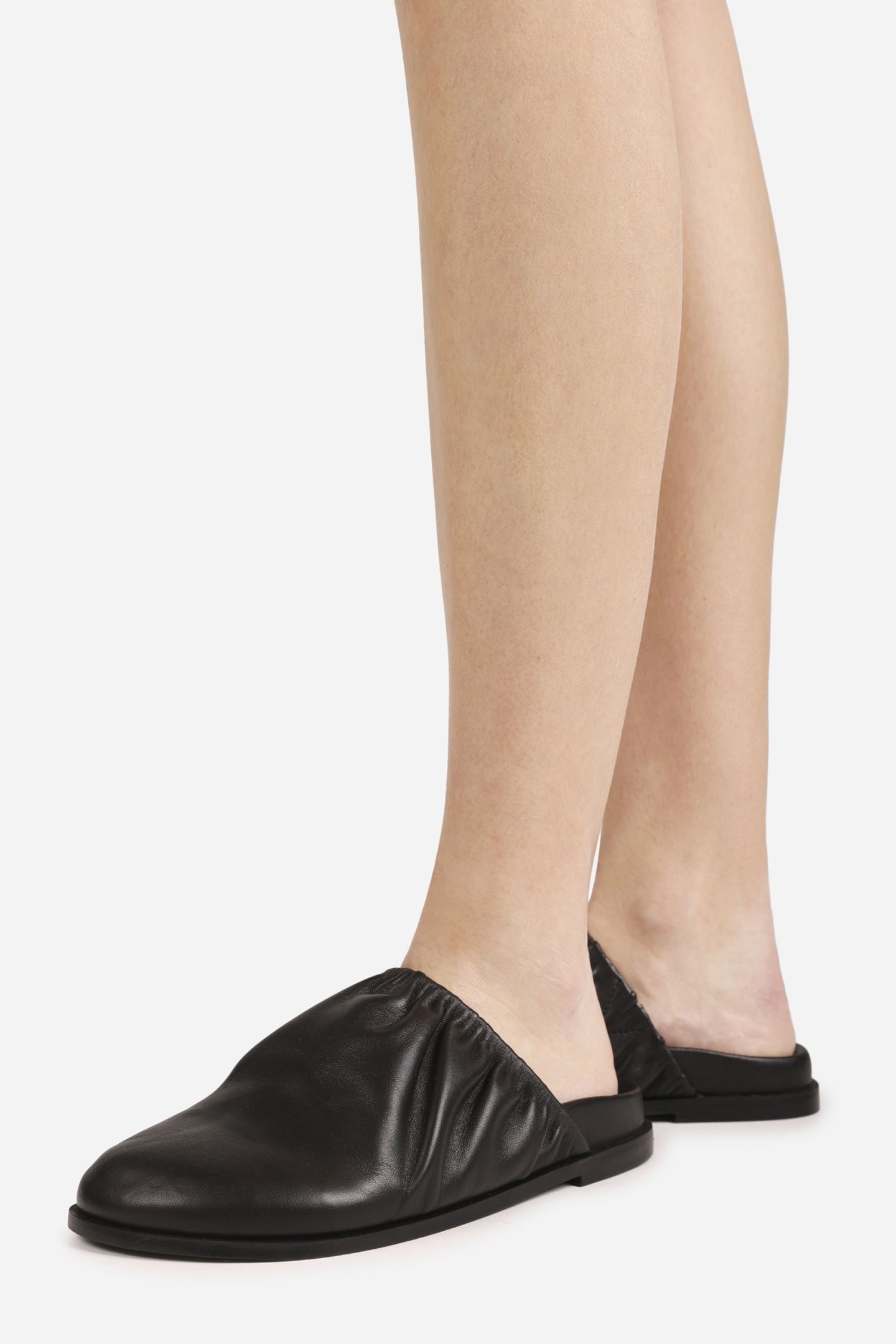 YLA-NA LOW SHOE BLACK 4