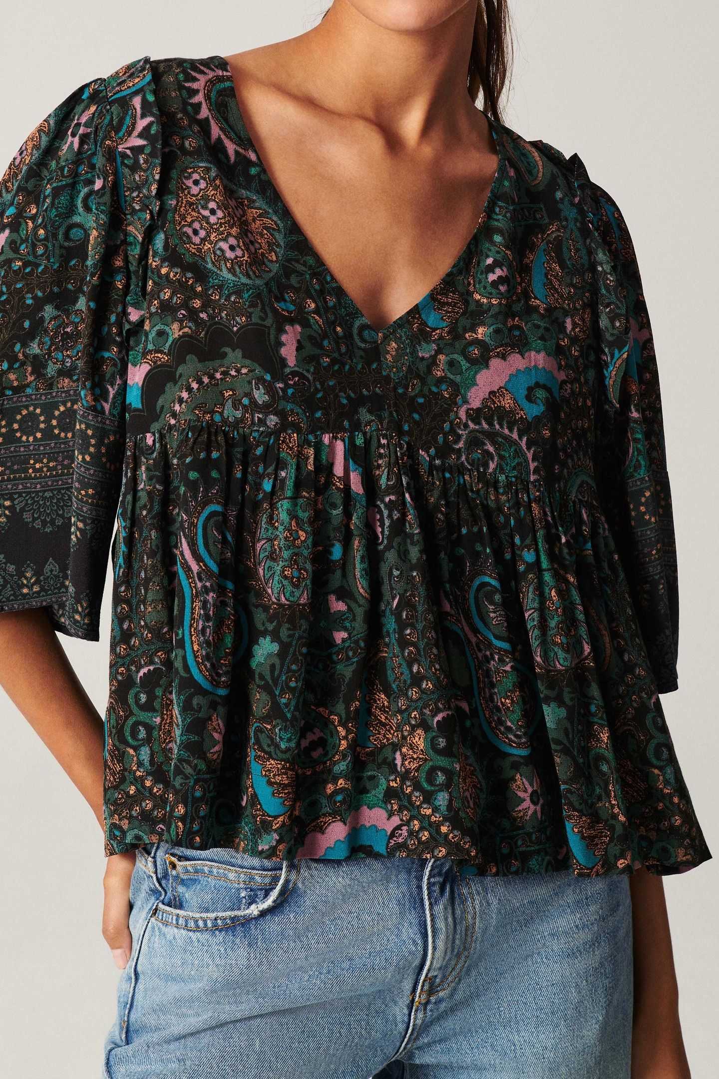 SHORT SLEEVES TOP BLACK 1