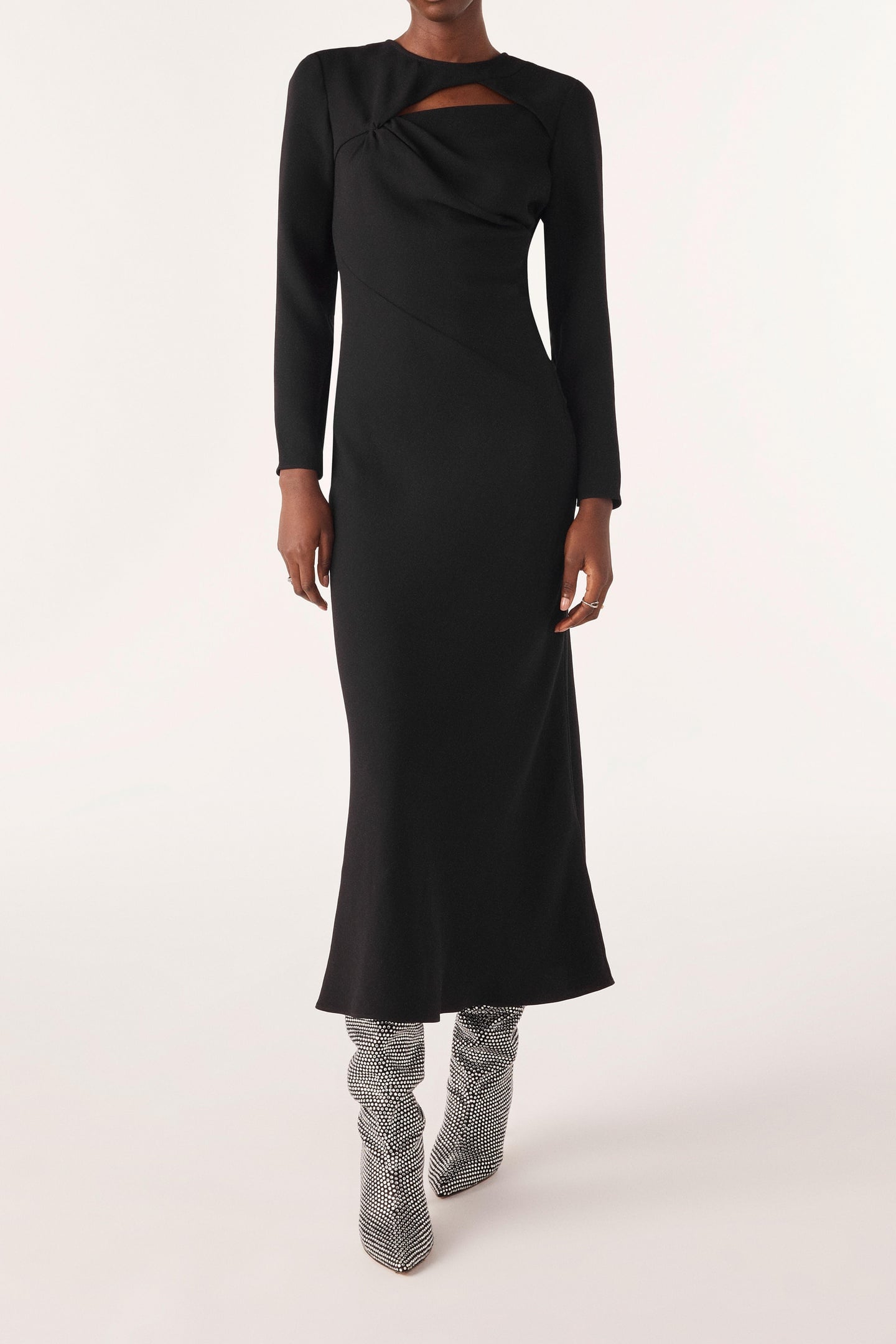 MID-LENGTH DRESS BLACK 1