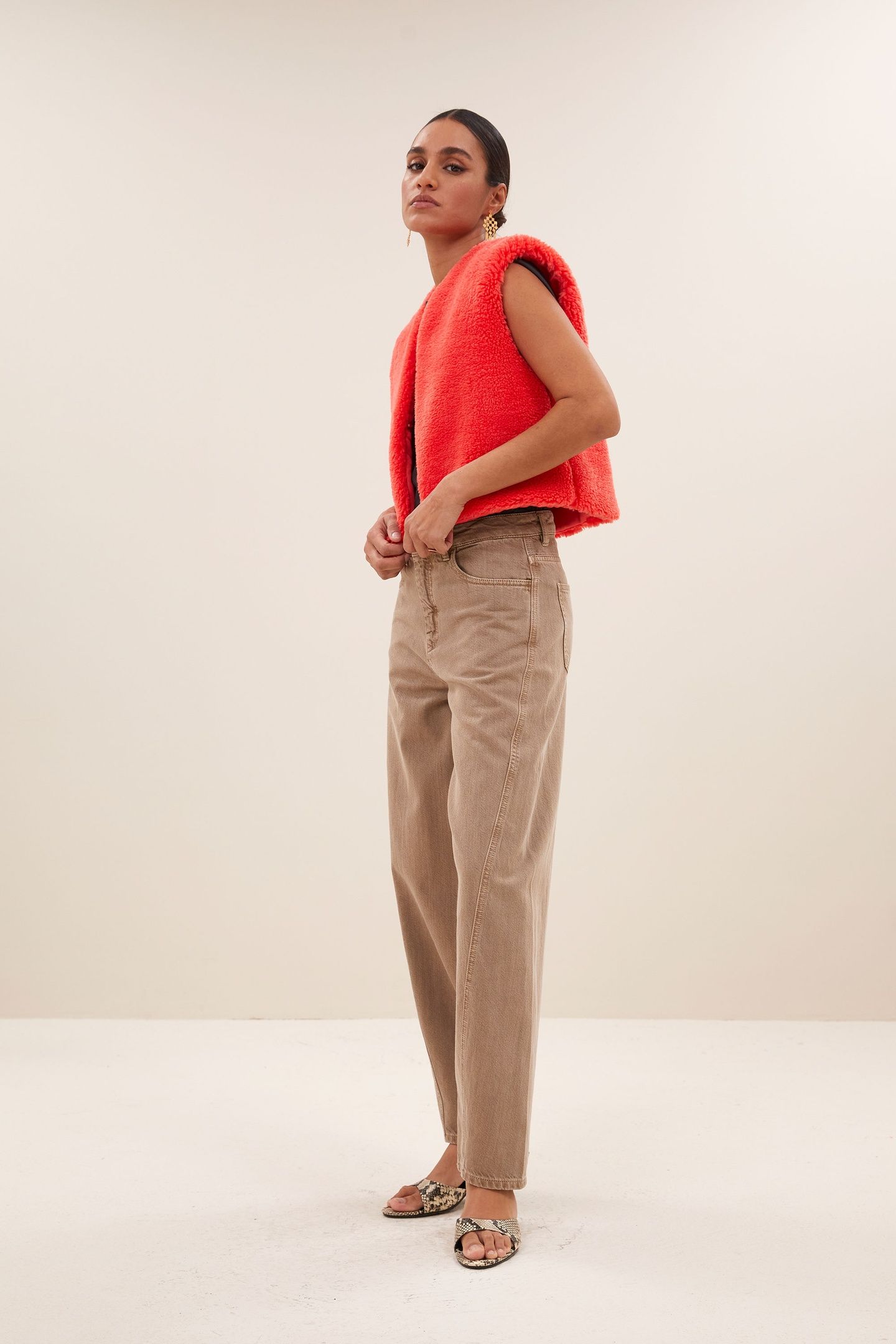 WOLLY RED GILET POPPY RED 4