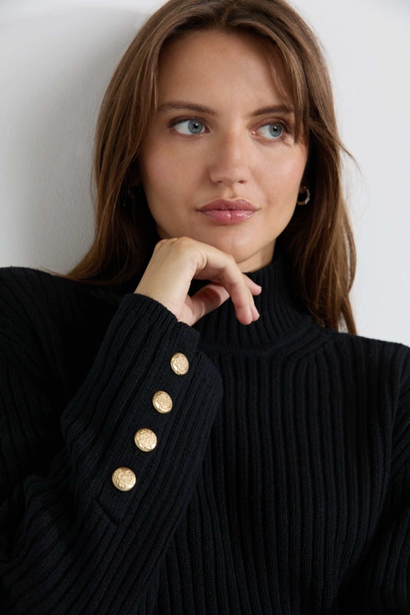 AISHA SWEATER BLACK 5