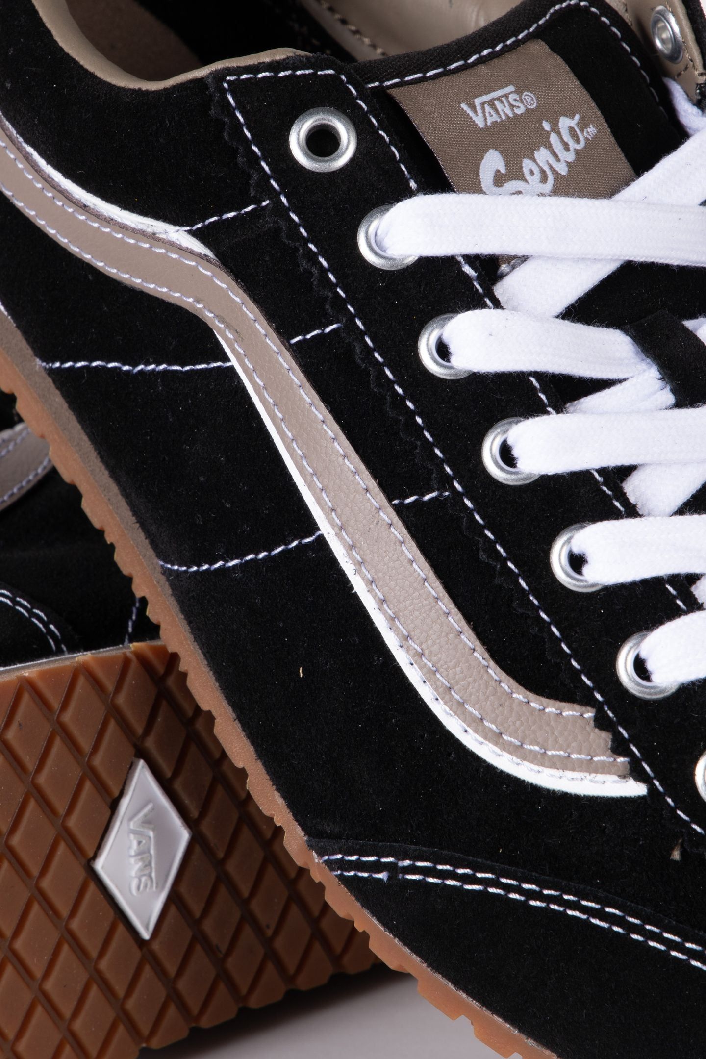 UNISEX SUPER LOWPRO BLACK 3
