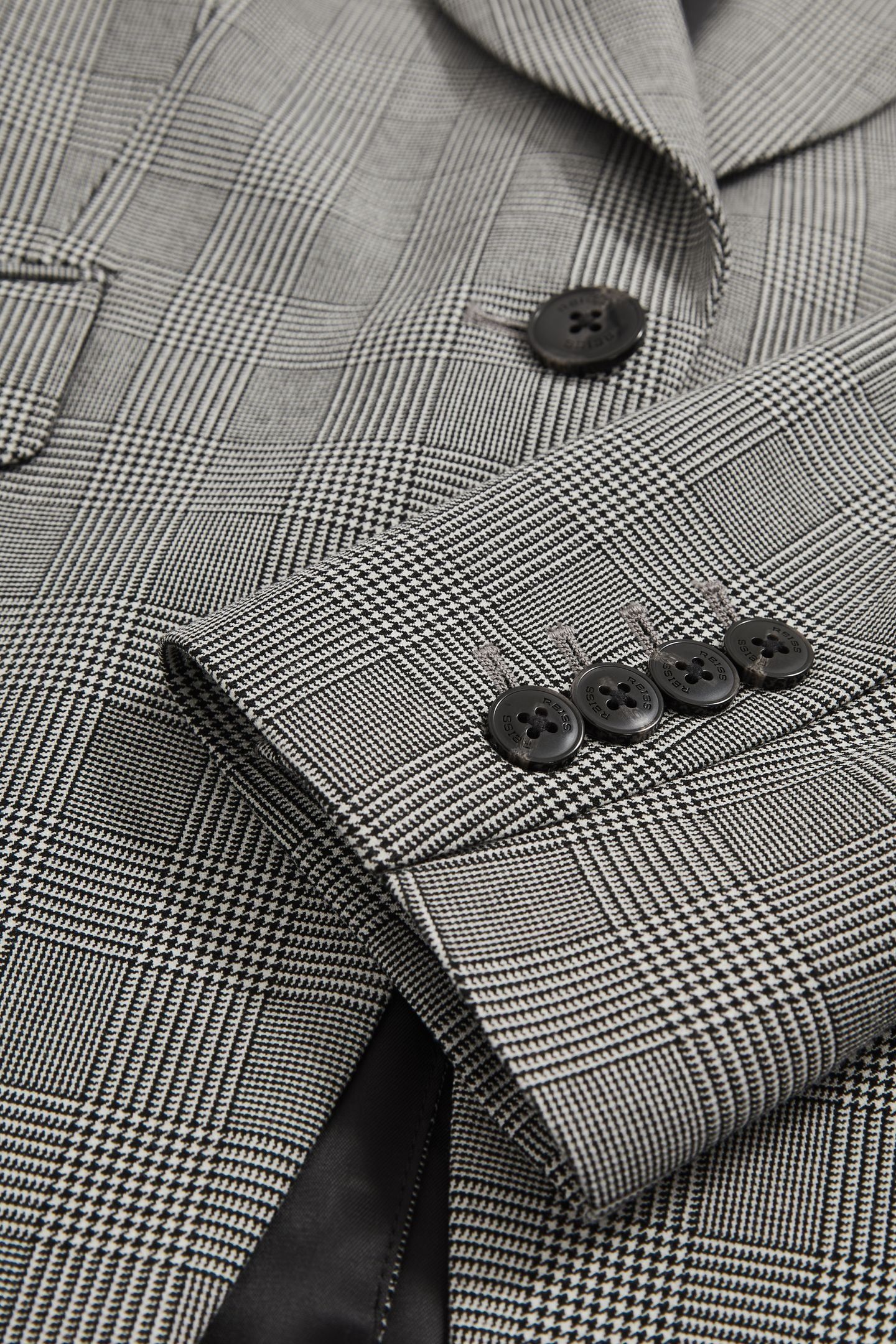 SB CHECK BLAZER GREY 5