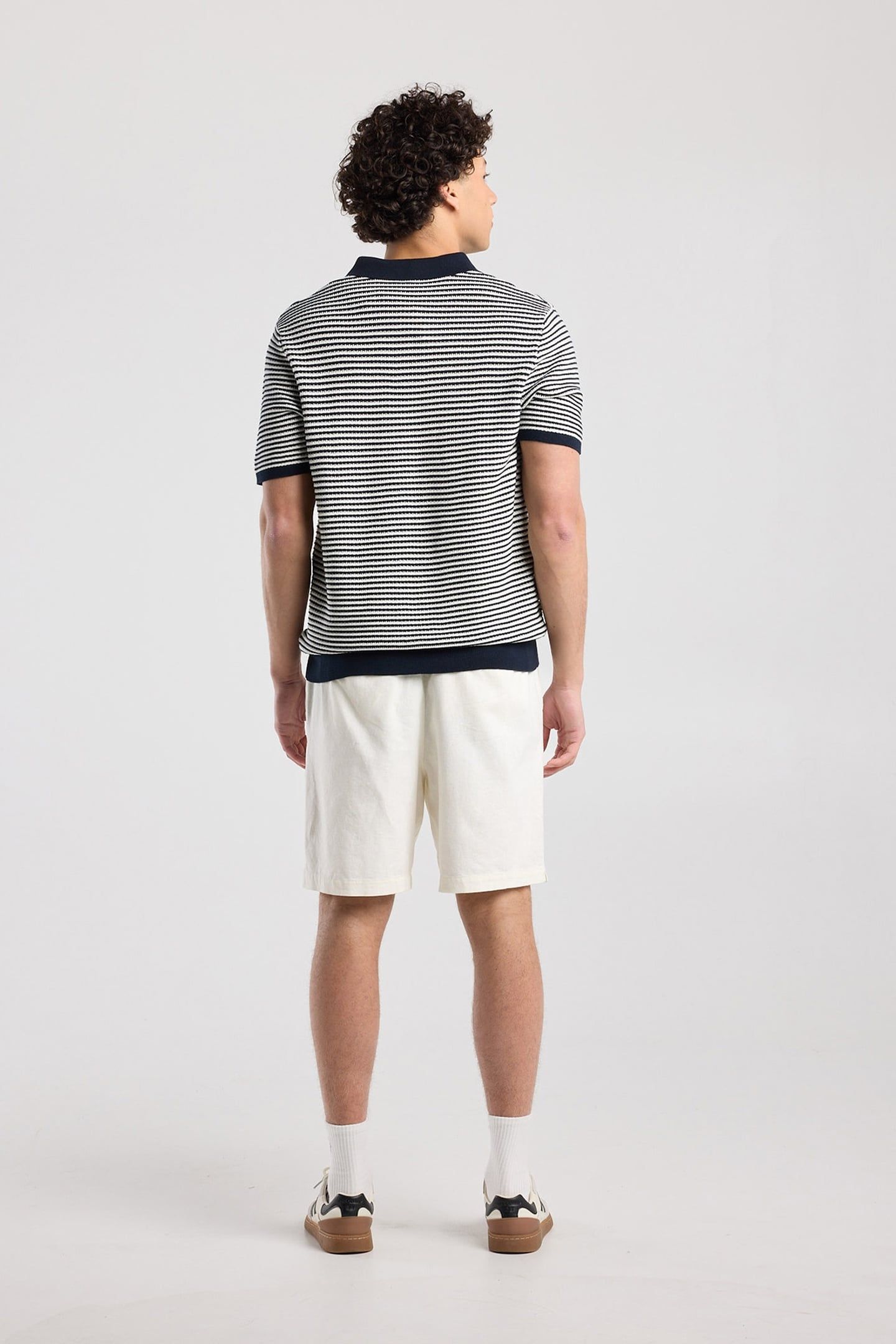 KENNETH NAVY/WHITE 2