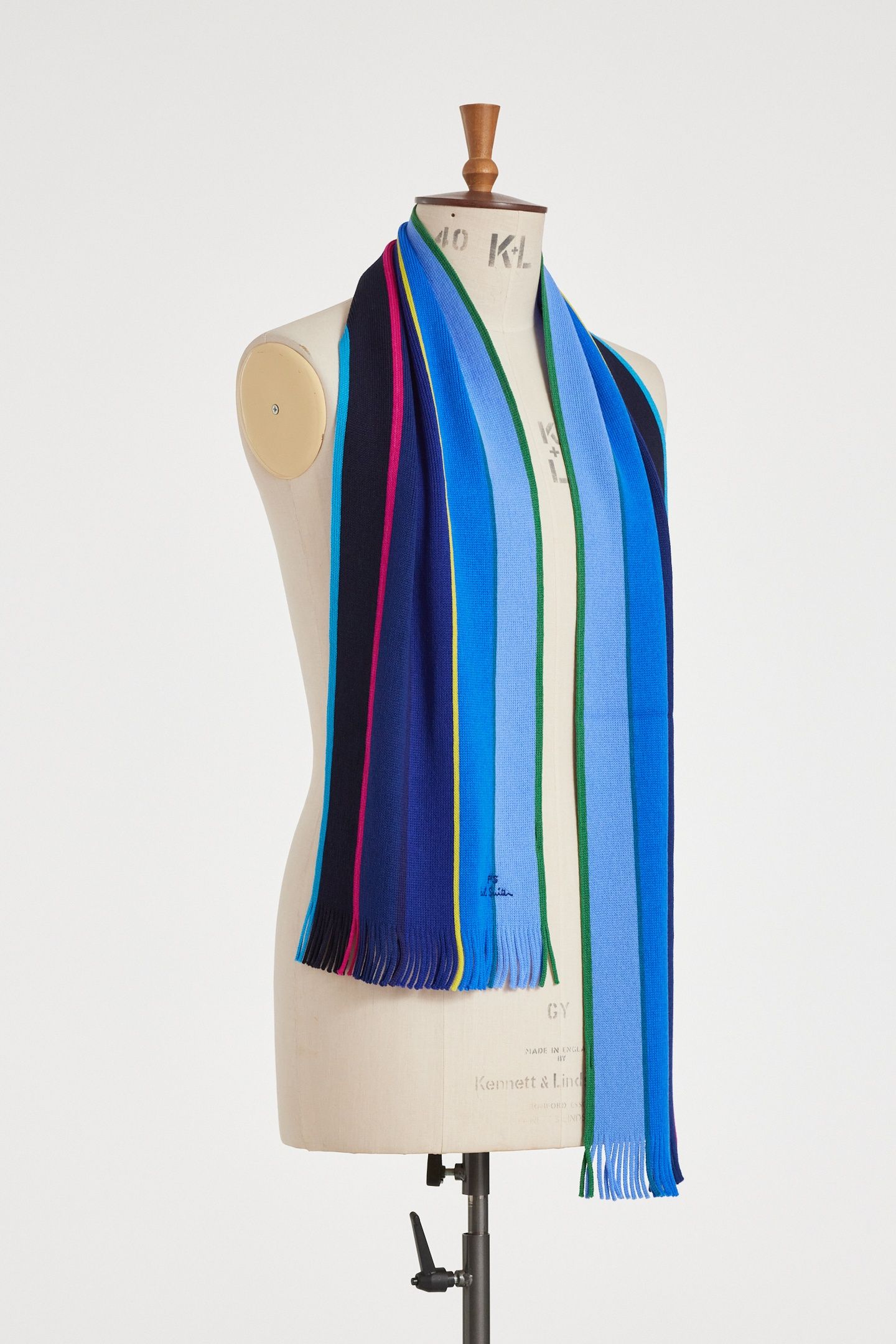 MEN SCARF PS STRP OMBRE NAVY 2