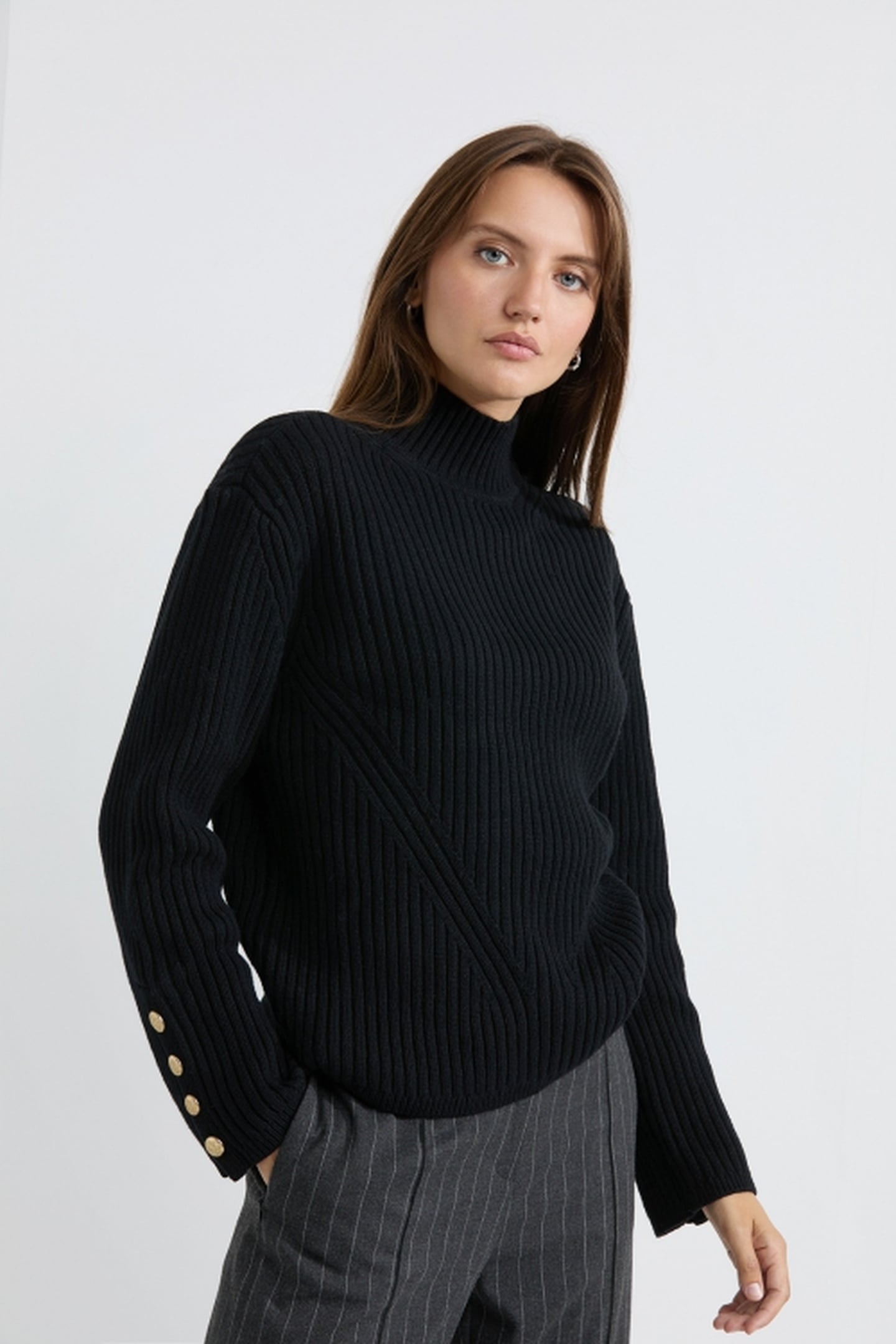 AISHA SWEATER BLACK 2