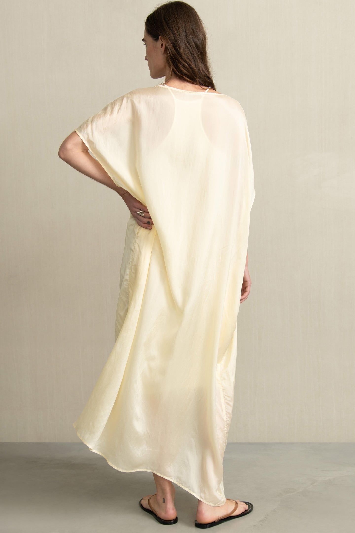 BANKS LIGHT YELLOW 4