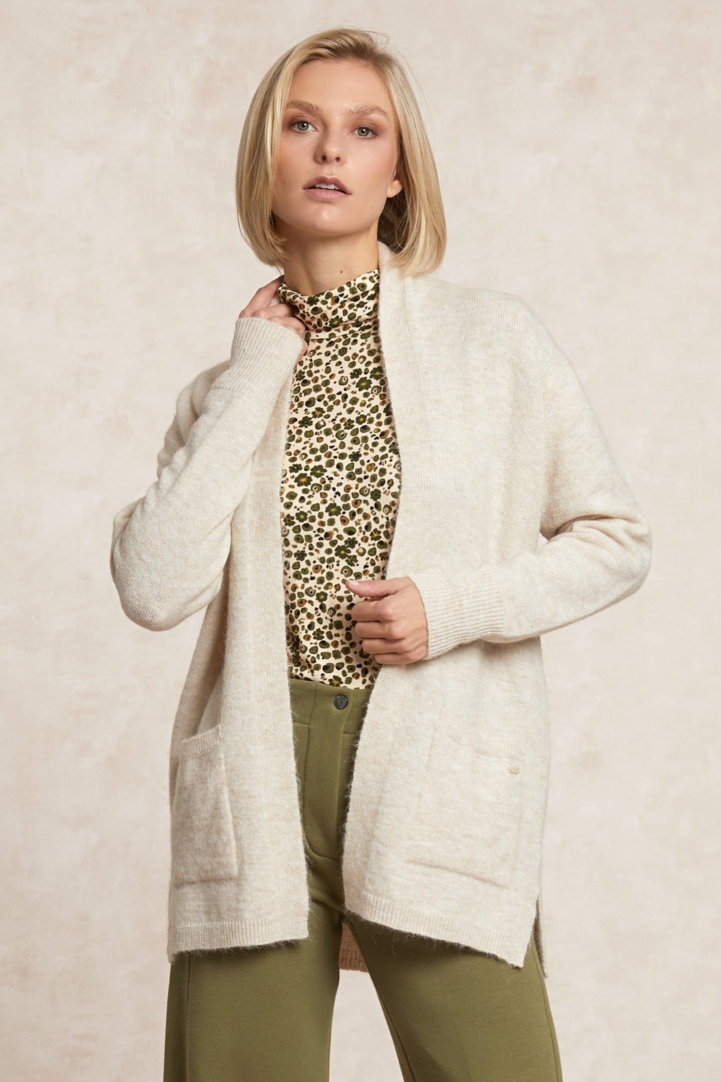 LONG V-NECK JERSEY CARDIGAN APPLIED POCKETS OFF WHITE 3