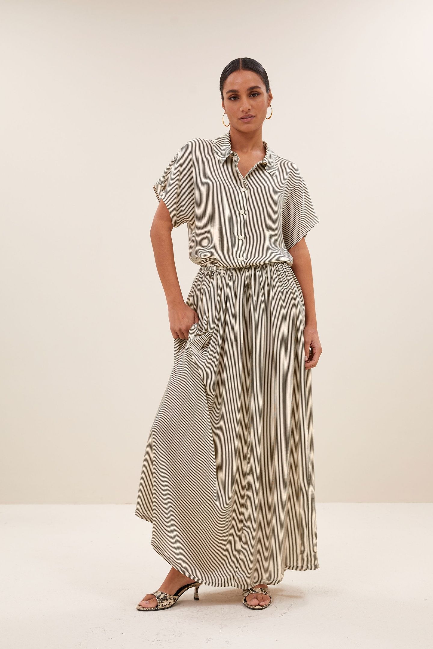REVA VISCOSE STRIPE SKIRT GRAPHITE STRIPE PRINT 2