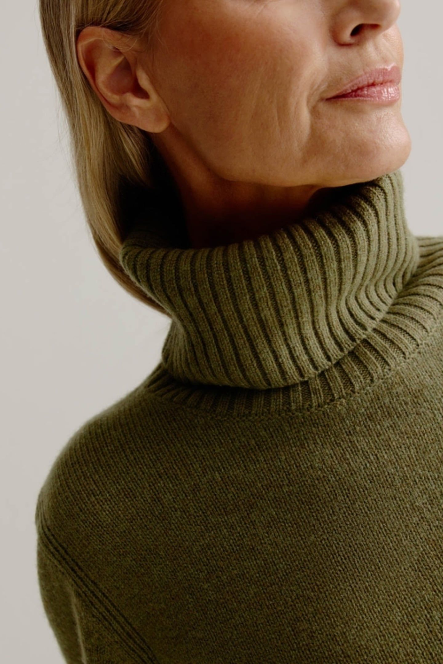 ALFONSO SWEATER MOSS GREEN 5