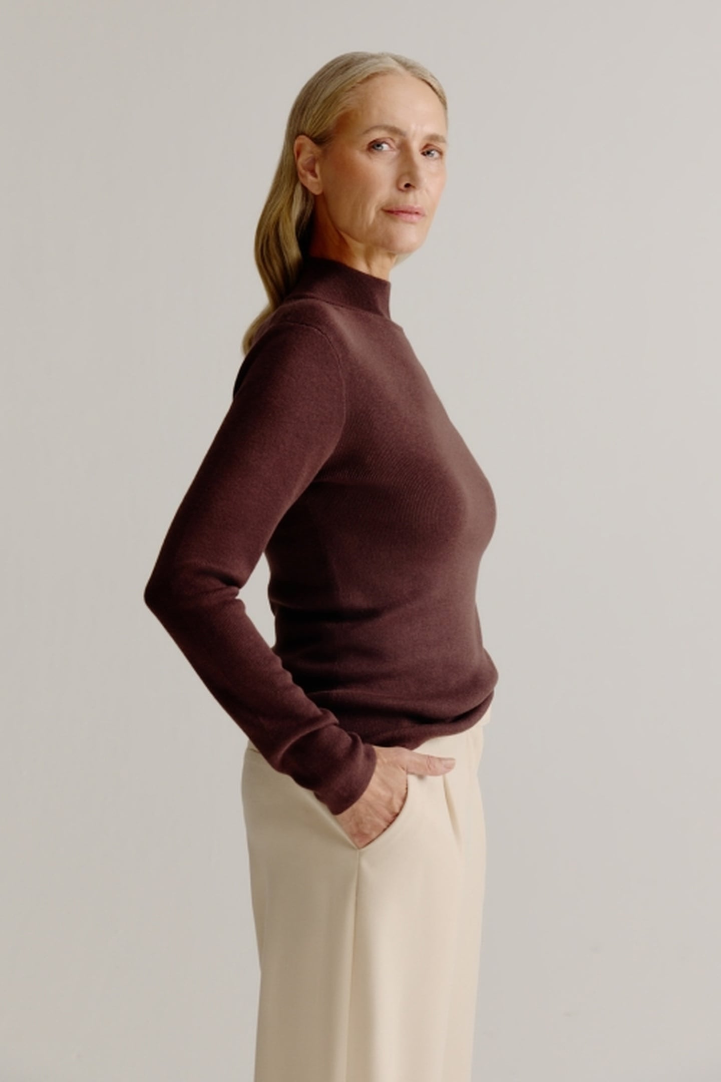 ANGIE SWEATER BROWN 4
