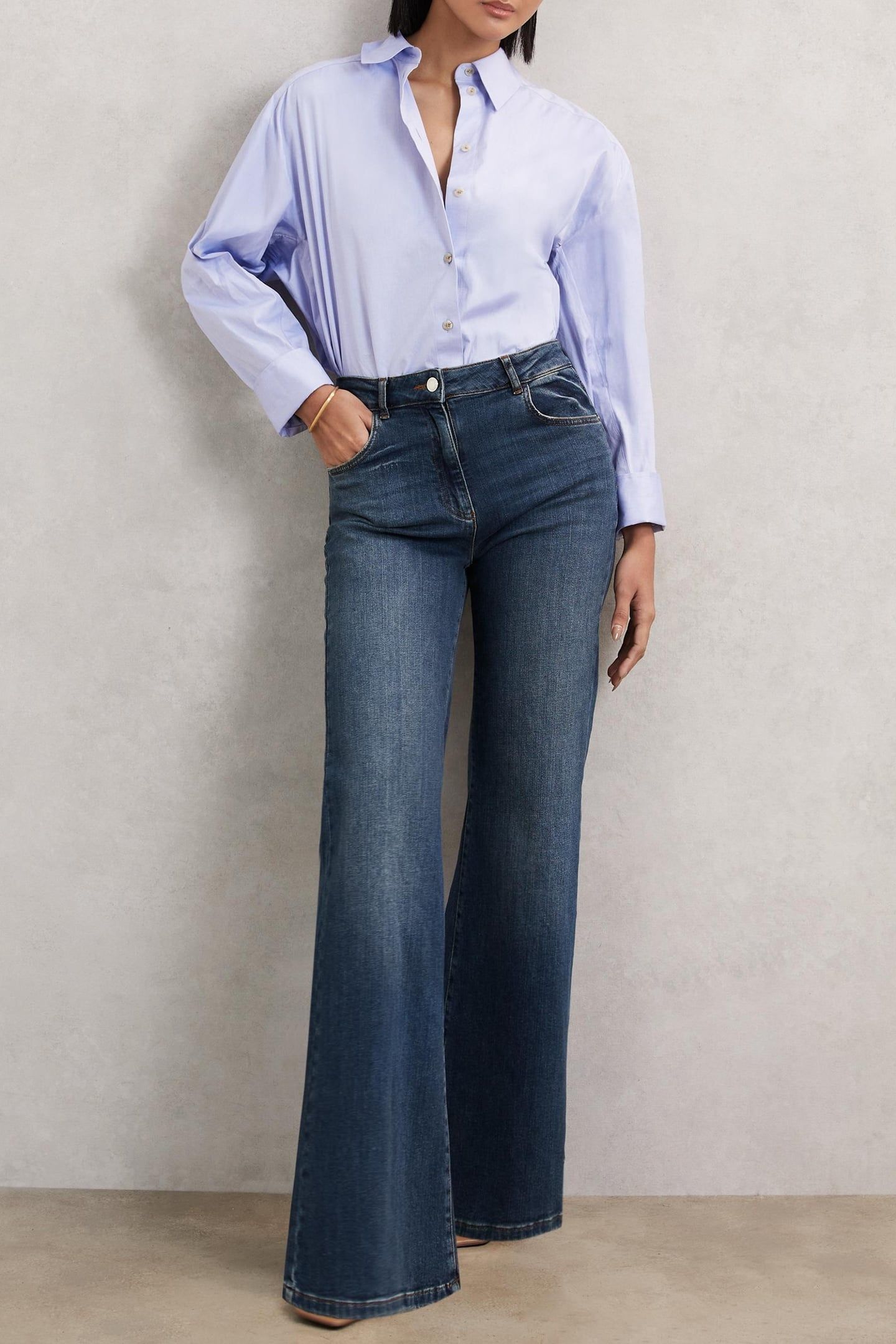 FLARE JEAN MID BLUE 3