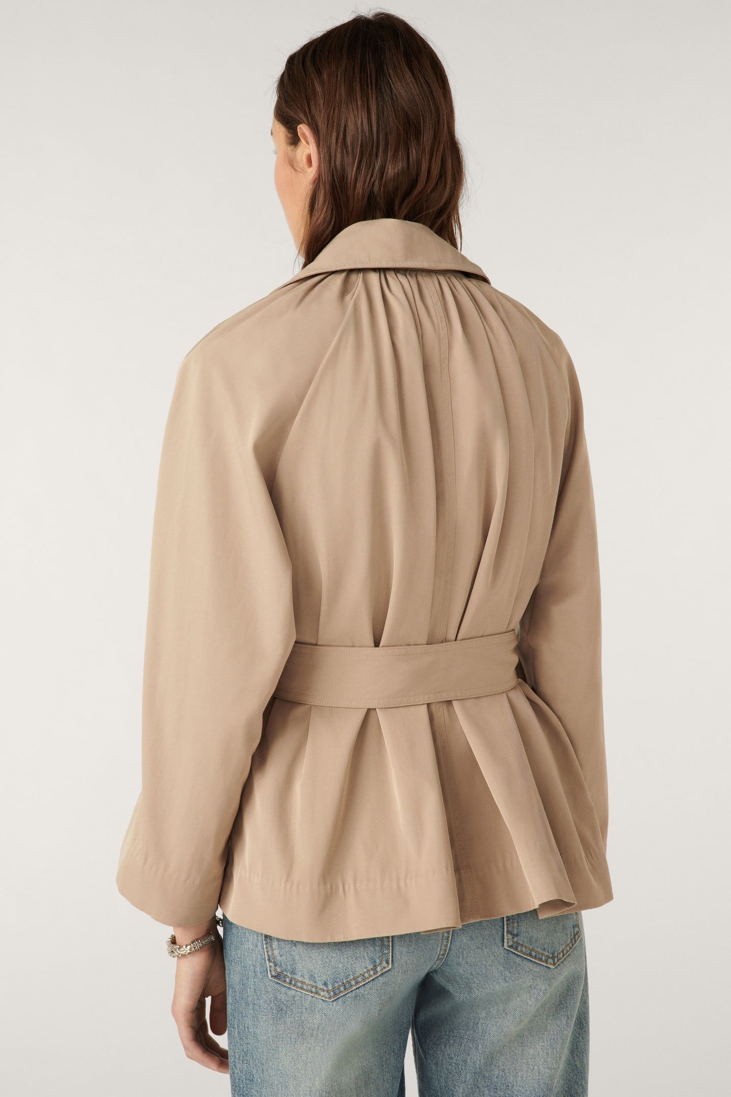 TRENCH COAT BEIGE 2