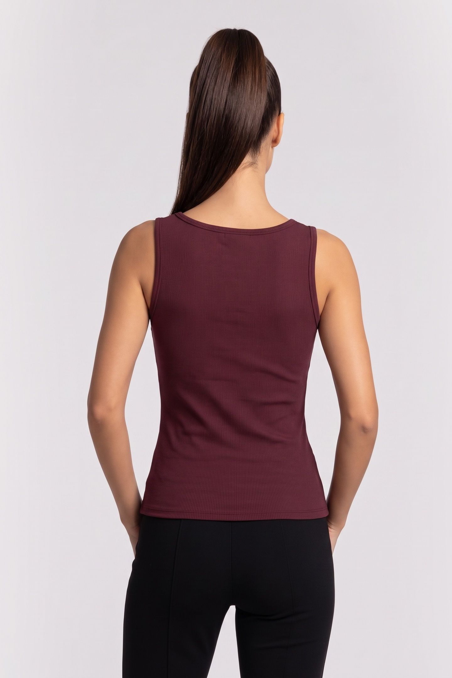 VIVIANA LOGO TANK TO RED NOIR 2