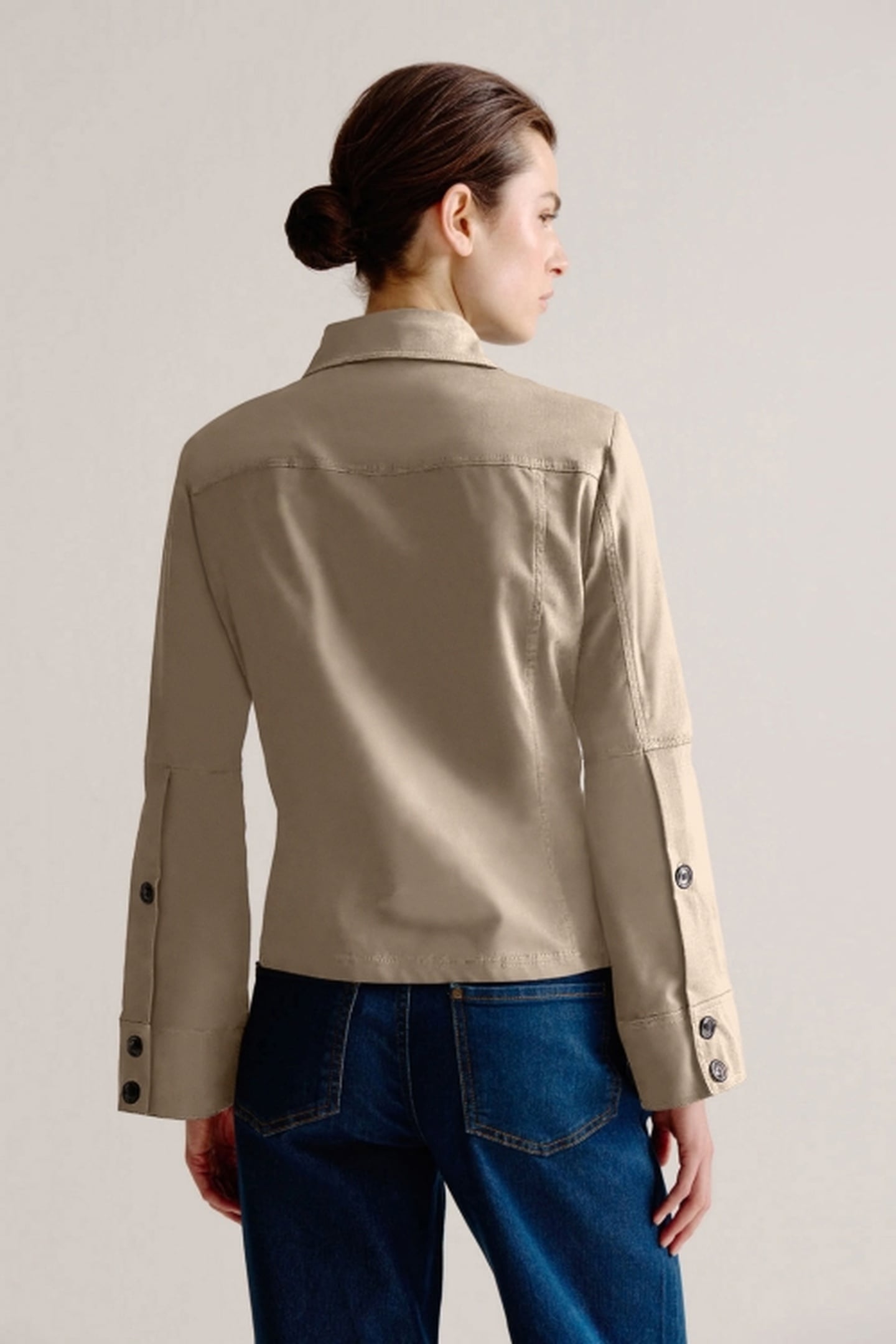LOBKE JACKET LIGHT KHAKI 4