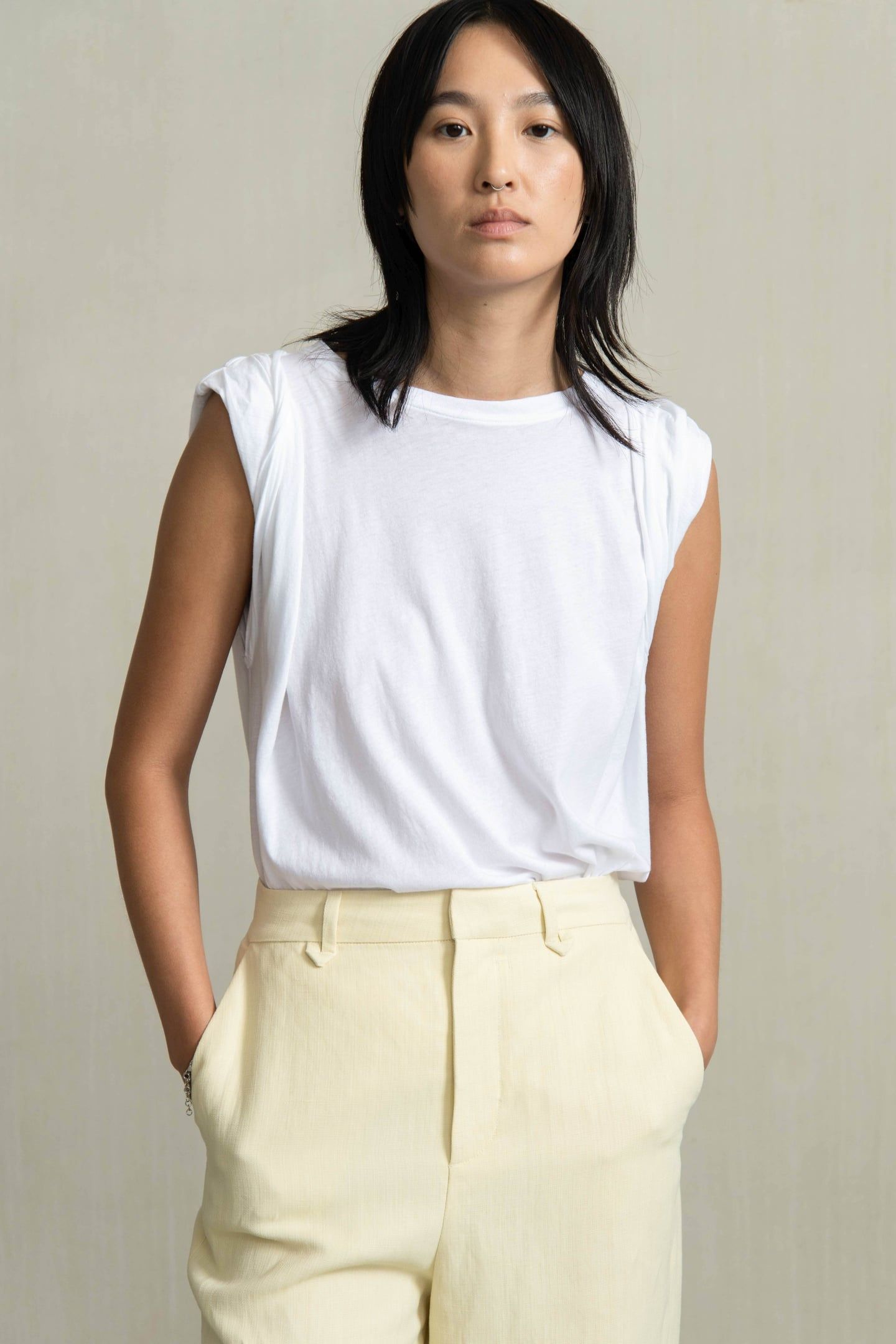 BARA WHITE 1