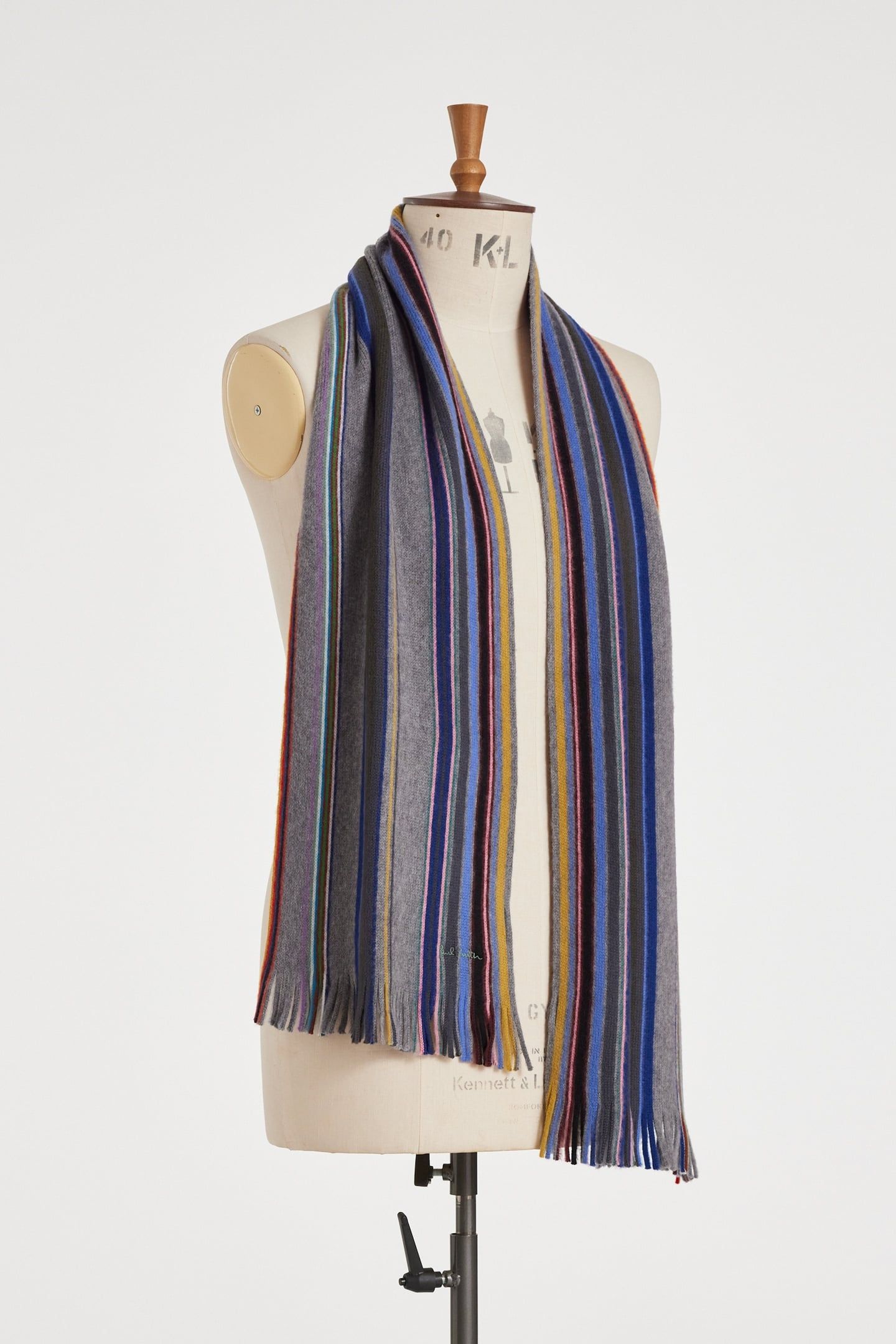 MEN SCARF DARCIE BRIGHT GREY 3